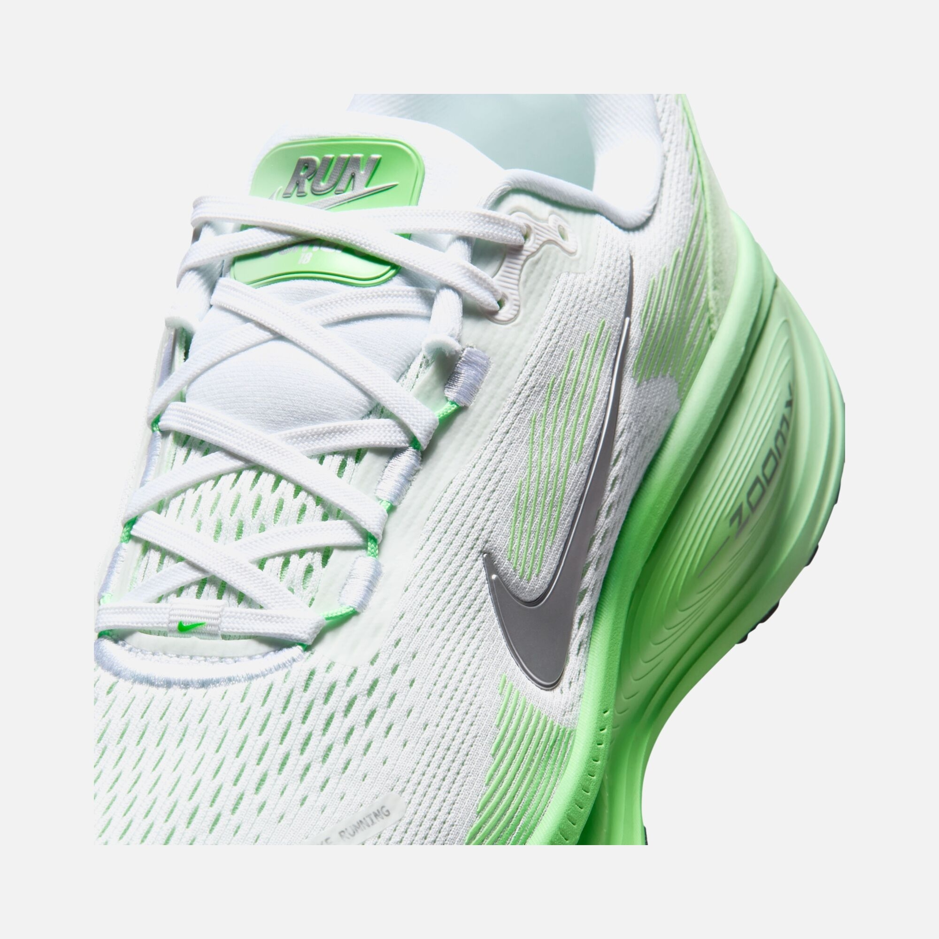 Nike Vomero 18 ZoomX Road Running Kadın Spor Ayakkabı