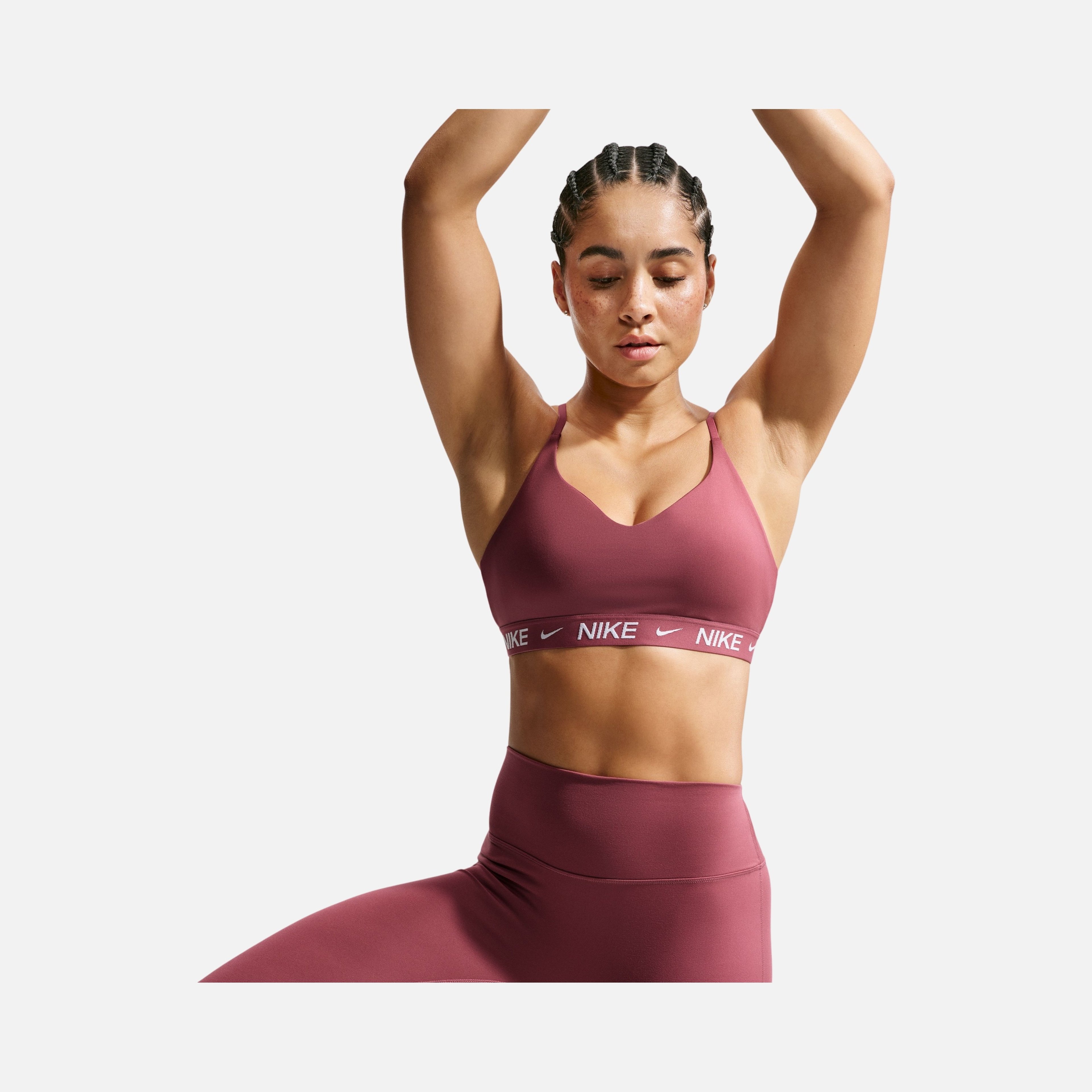 Nike Indy Light-Support Padded Adjustable Training Sports Kadın Bra
