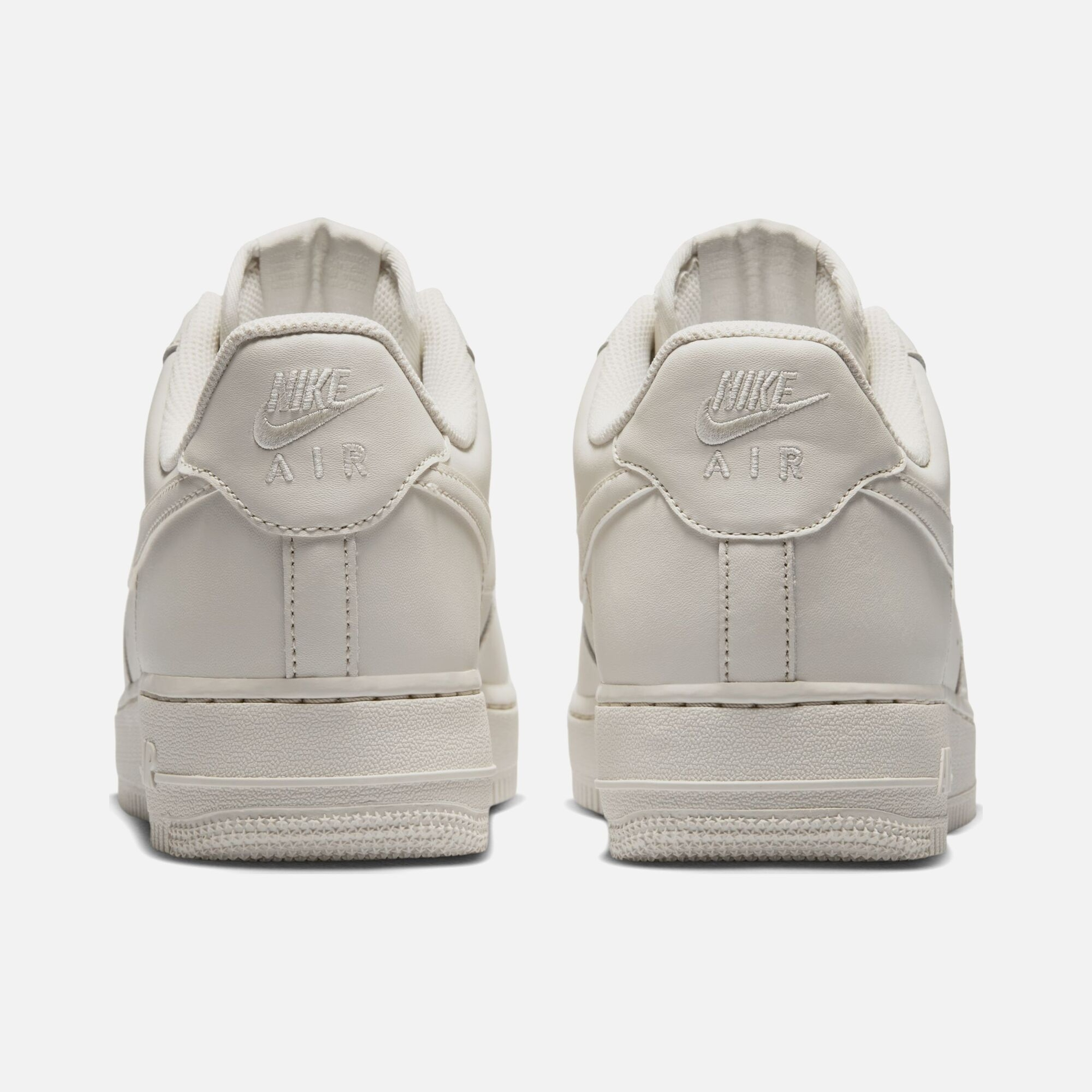 Nike Air Force 1 07 Erkek Spor Ayakkabı