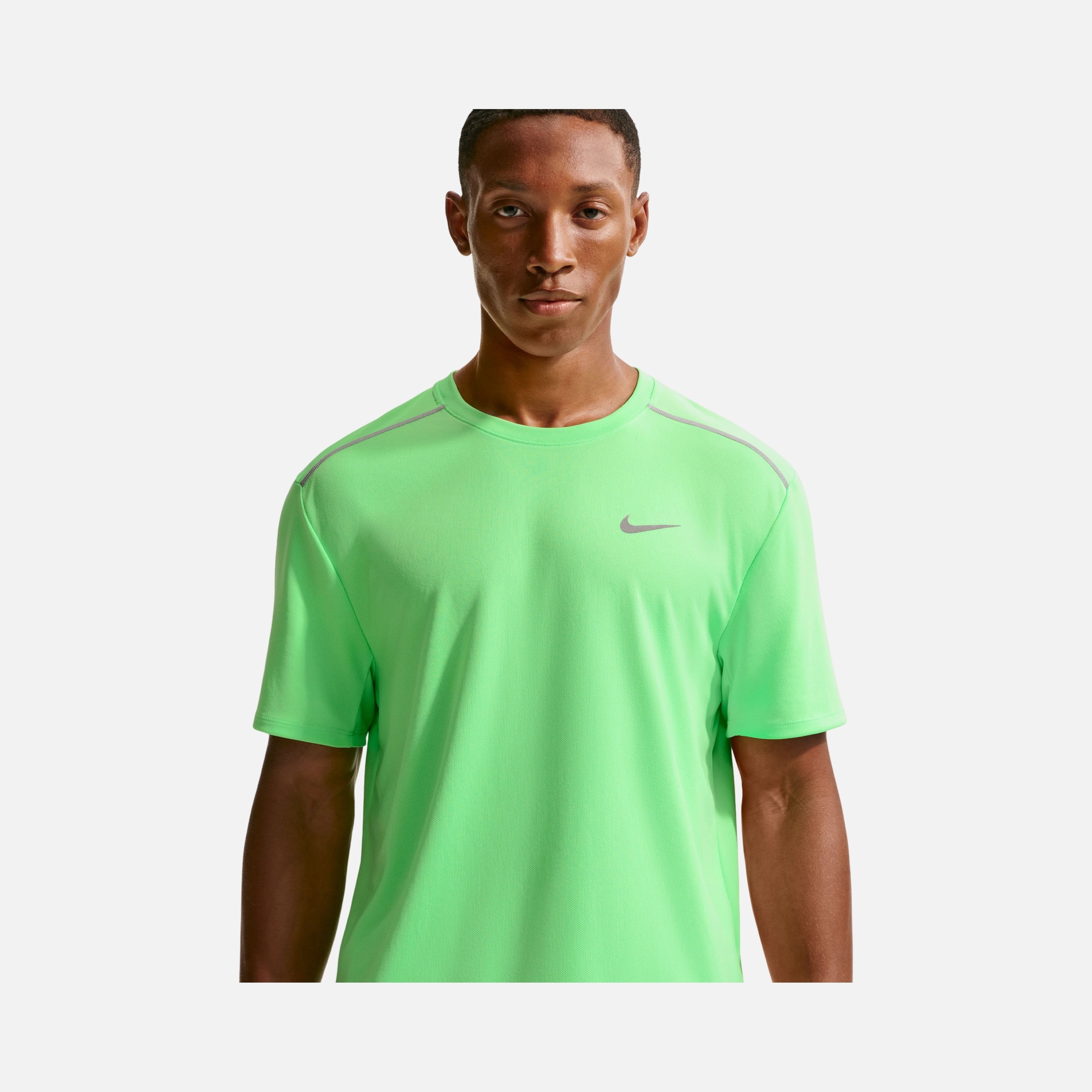 Nike Miler Dri-FIT UV-Protection Short-Sleeve Erkek Tişört