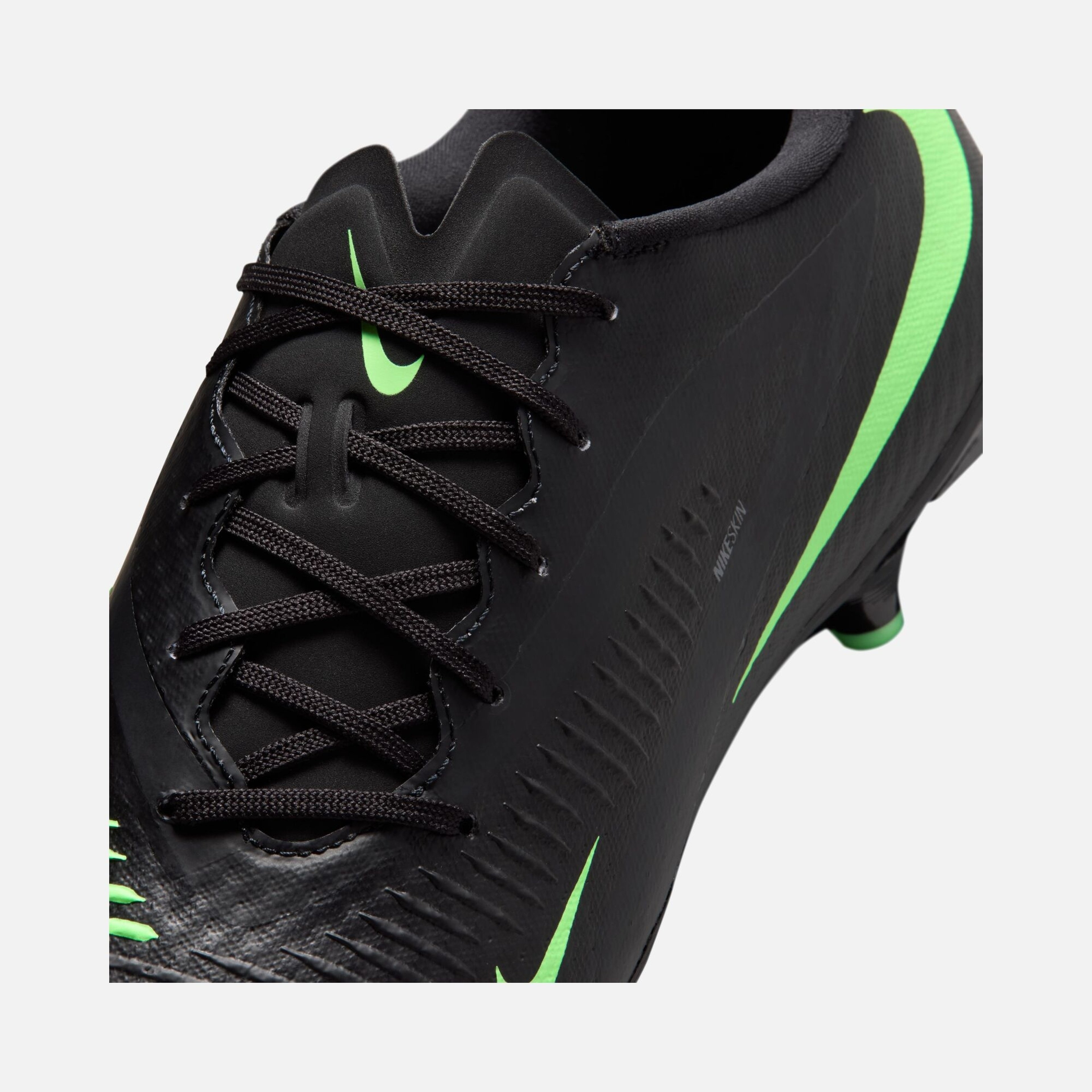 Nike Phantom 6 Low Academy Fg/Mg Erkek Krampon