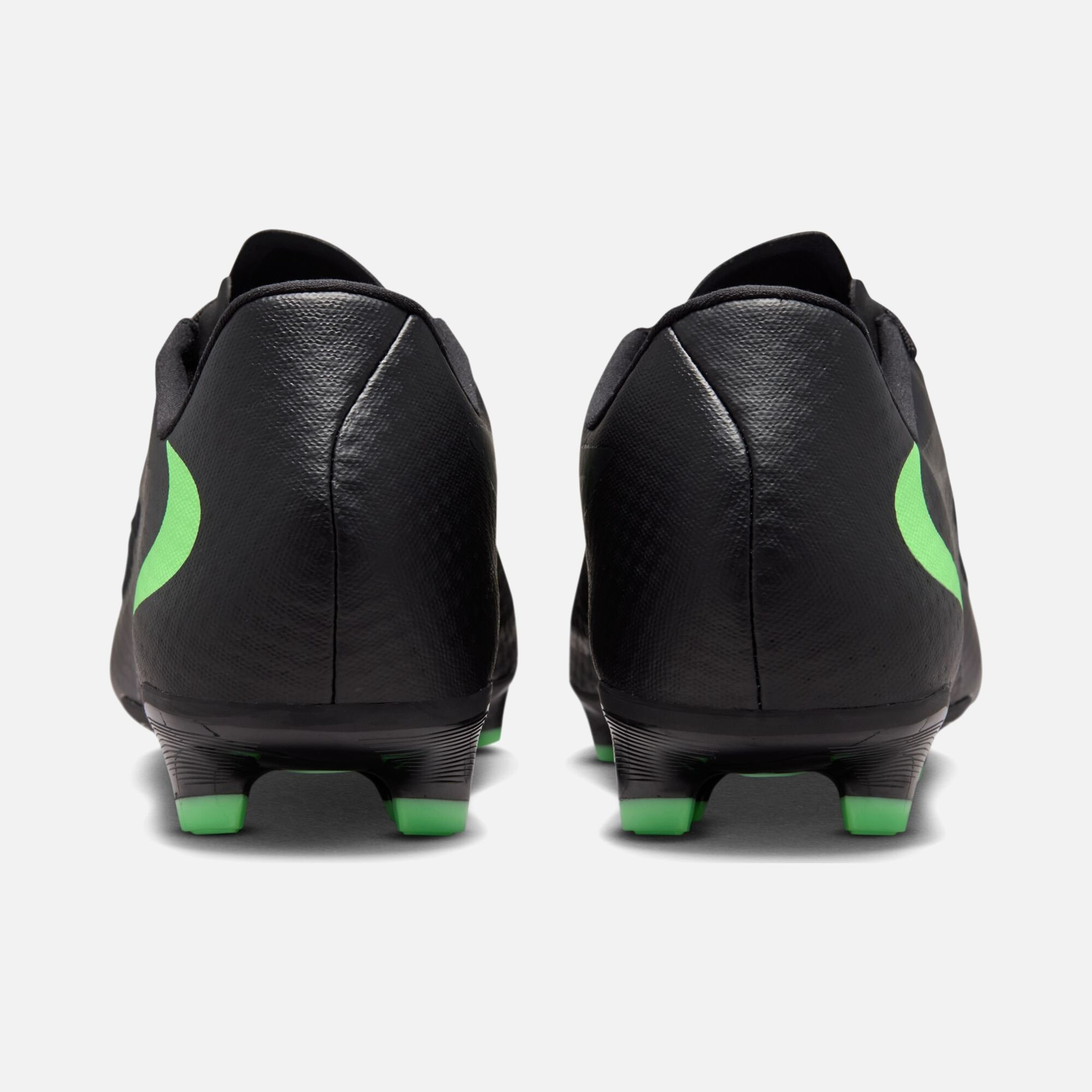Nike Phantom 6 Low Academy Fg/Mg Erkek Krampon