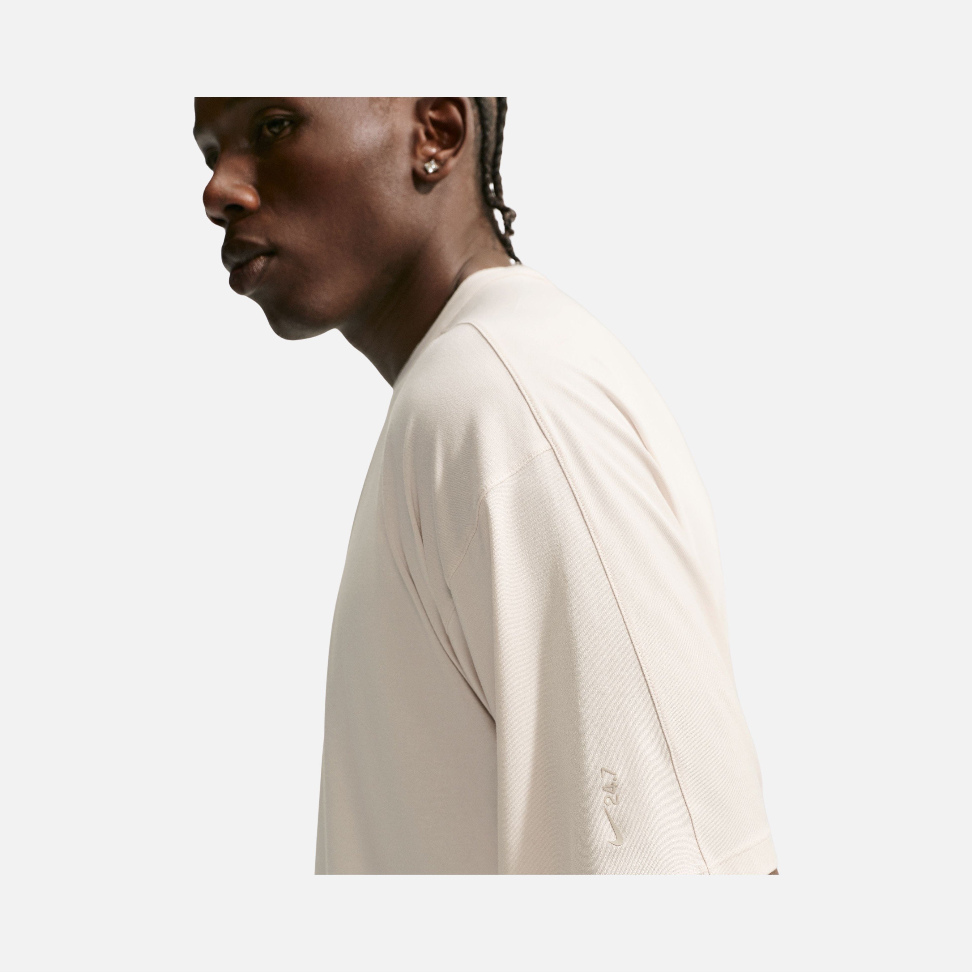 Nike 24.7 ImpossiblySoft Light Dri-FIT Erkek Tişört