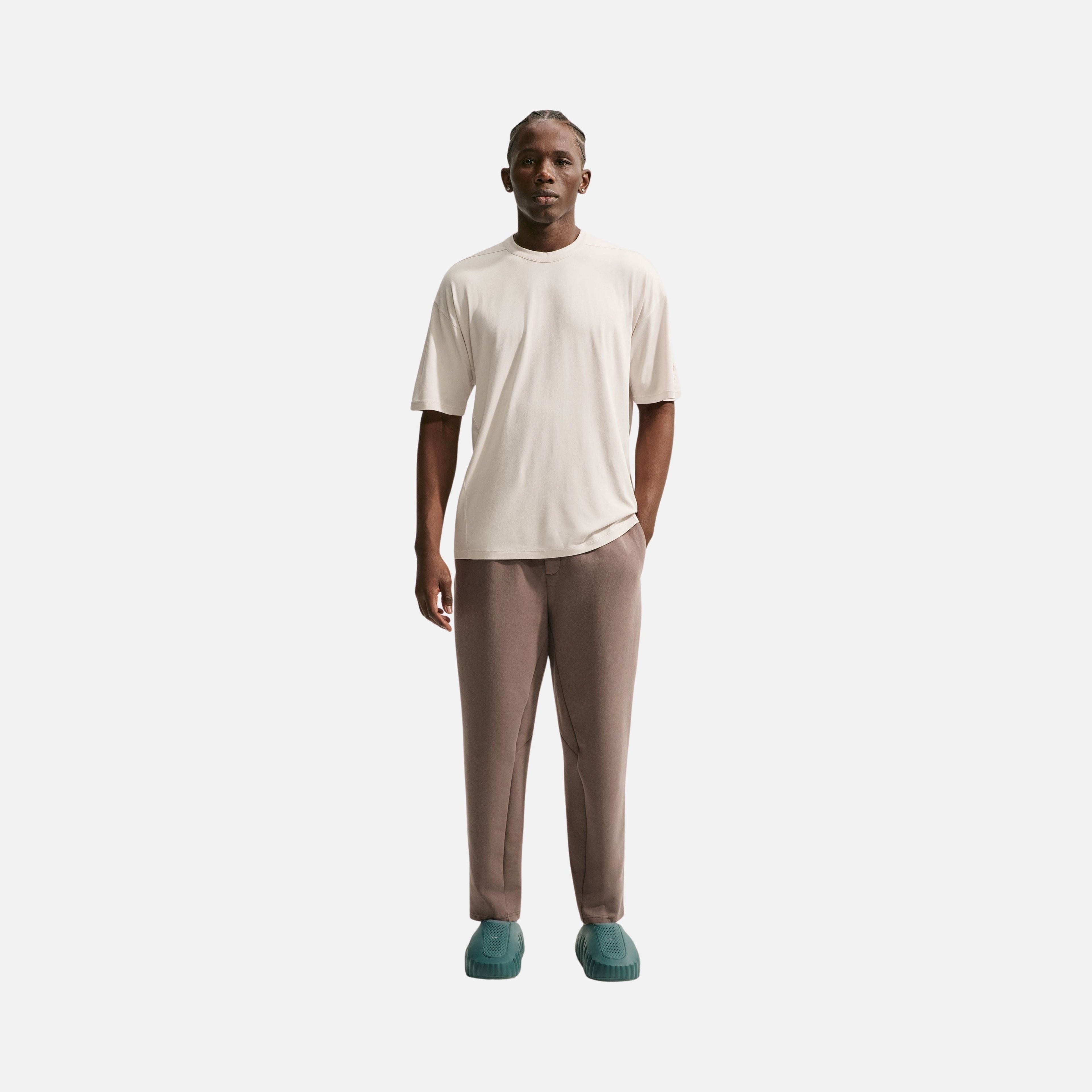 Nike 24.7 ImpossiblySoft Light Dri-FIT Erkek Tişört