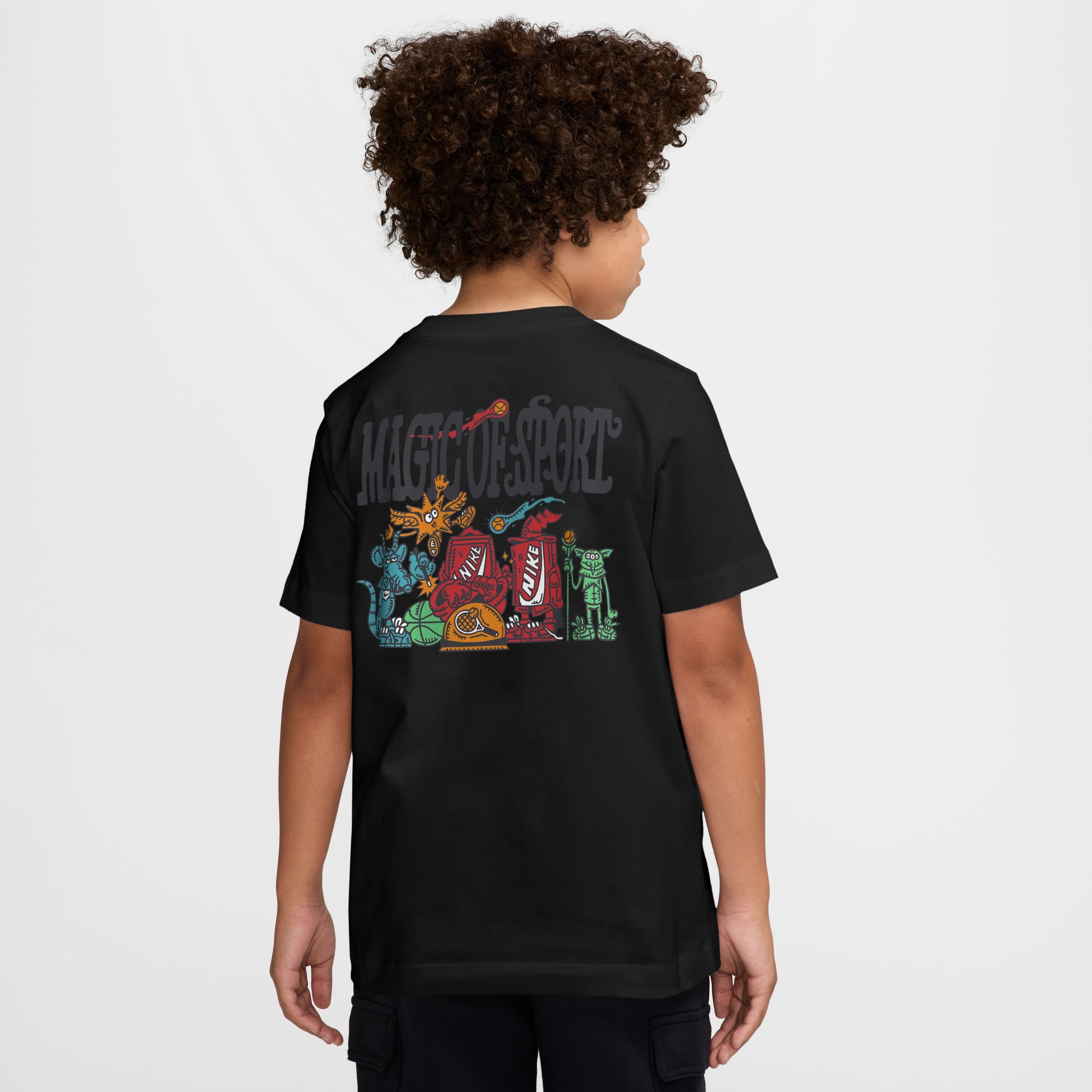 Nike Sportswear Boxy 2 Çocuk Tişört