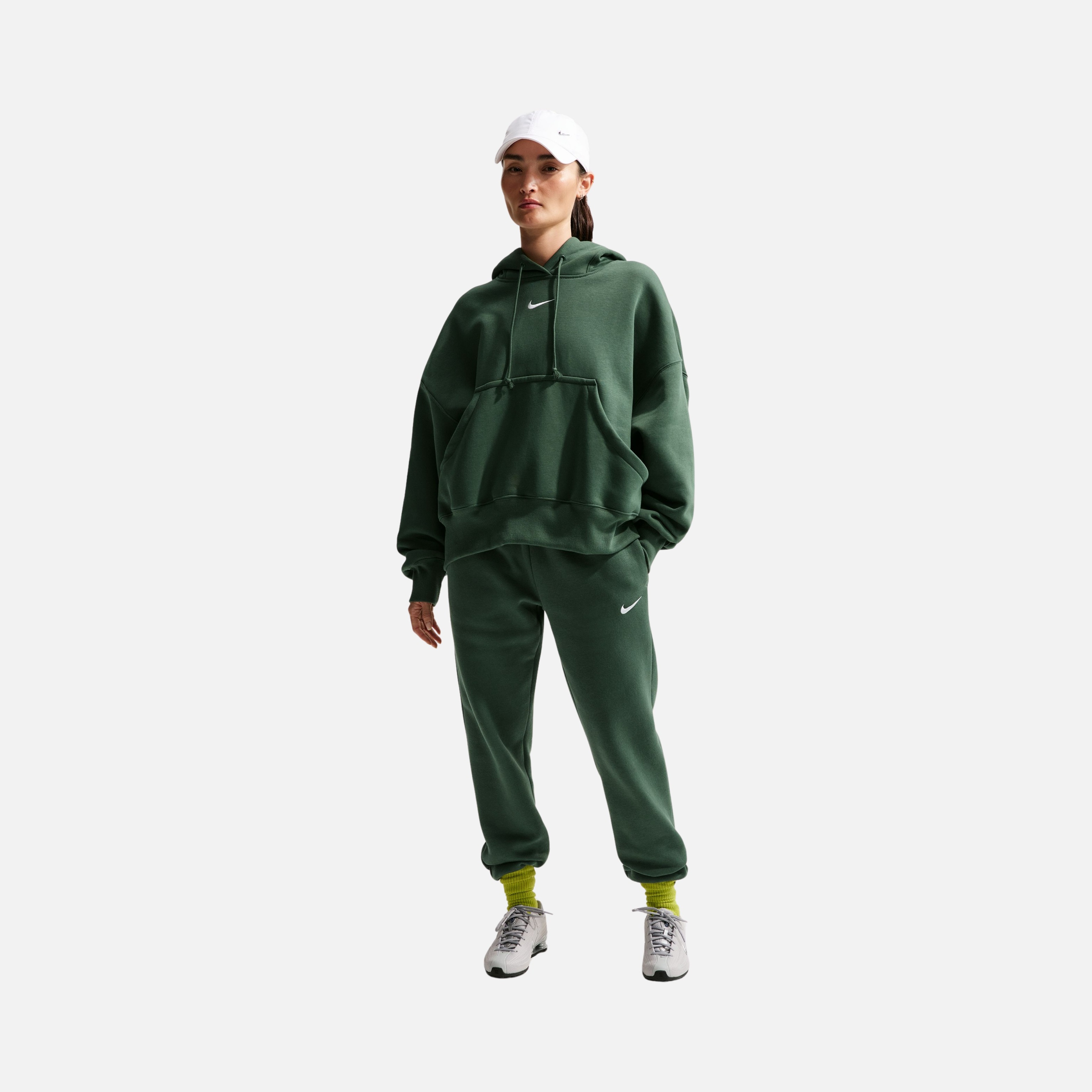 Nike Sportswear Phoenix Fleece Mid-Rise Kadın Pantolon