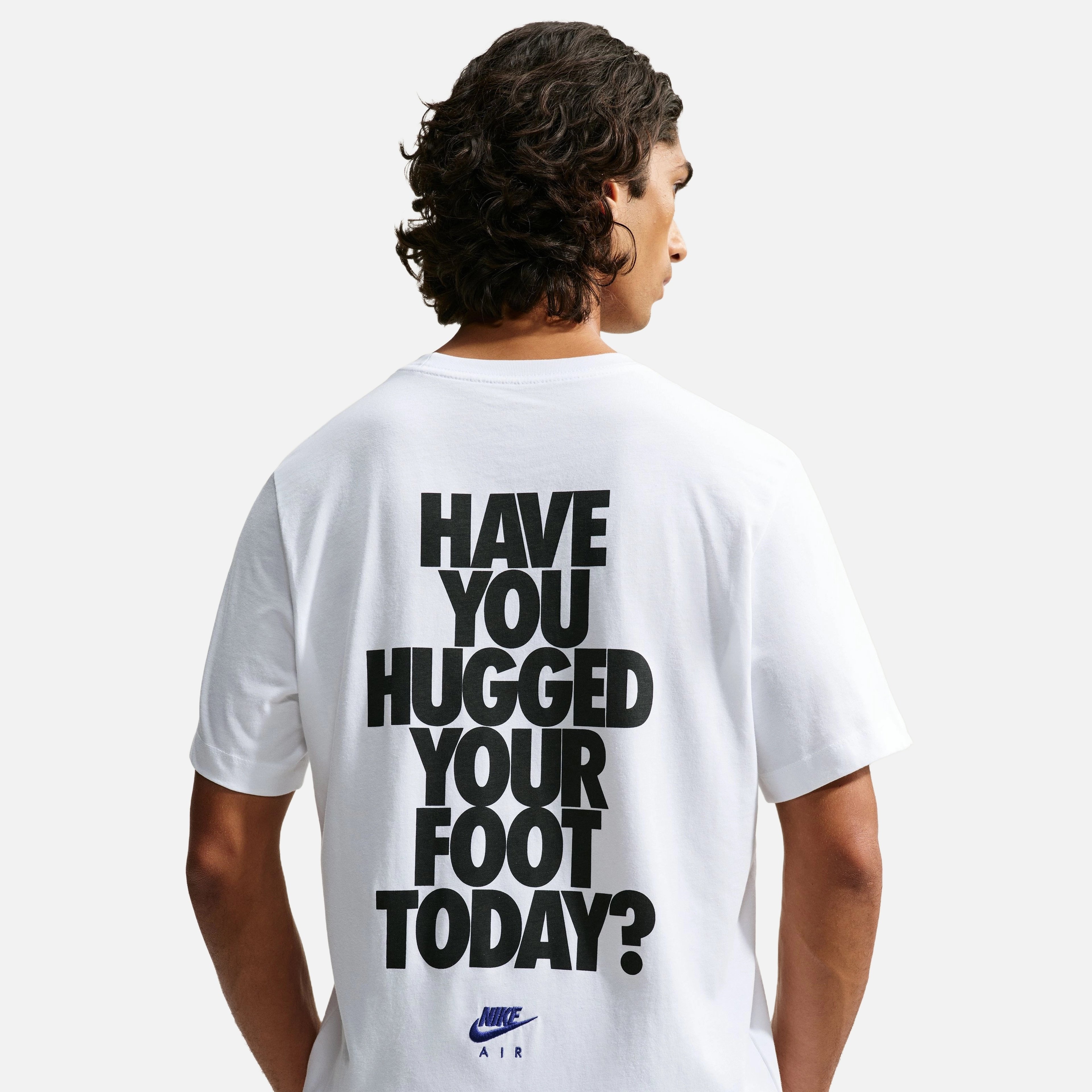 Nike Sportswear Std Hug Erkek Tişört
