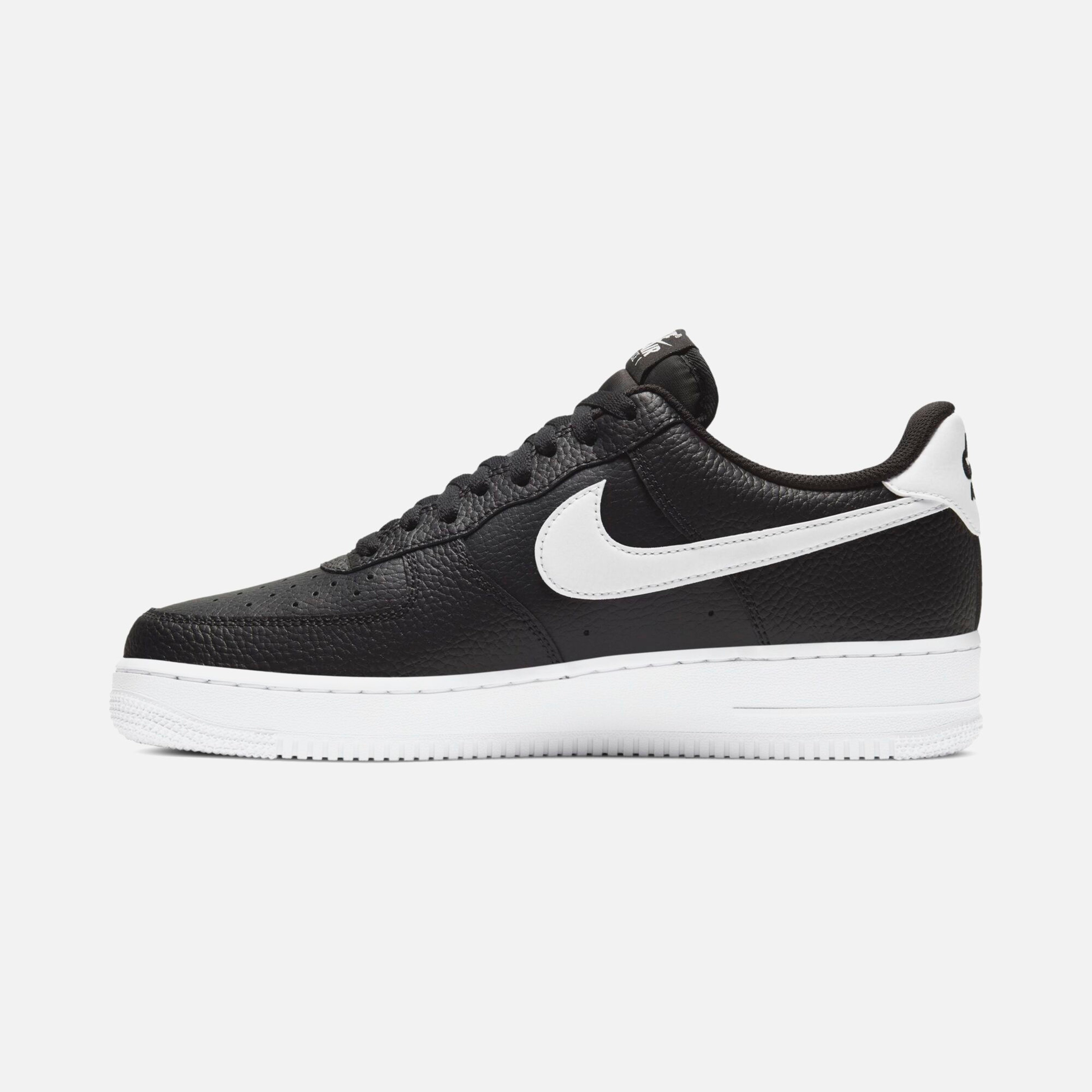 Nike Air Force 1 '07 Erkek Spor Ayakkabı