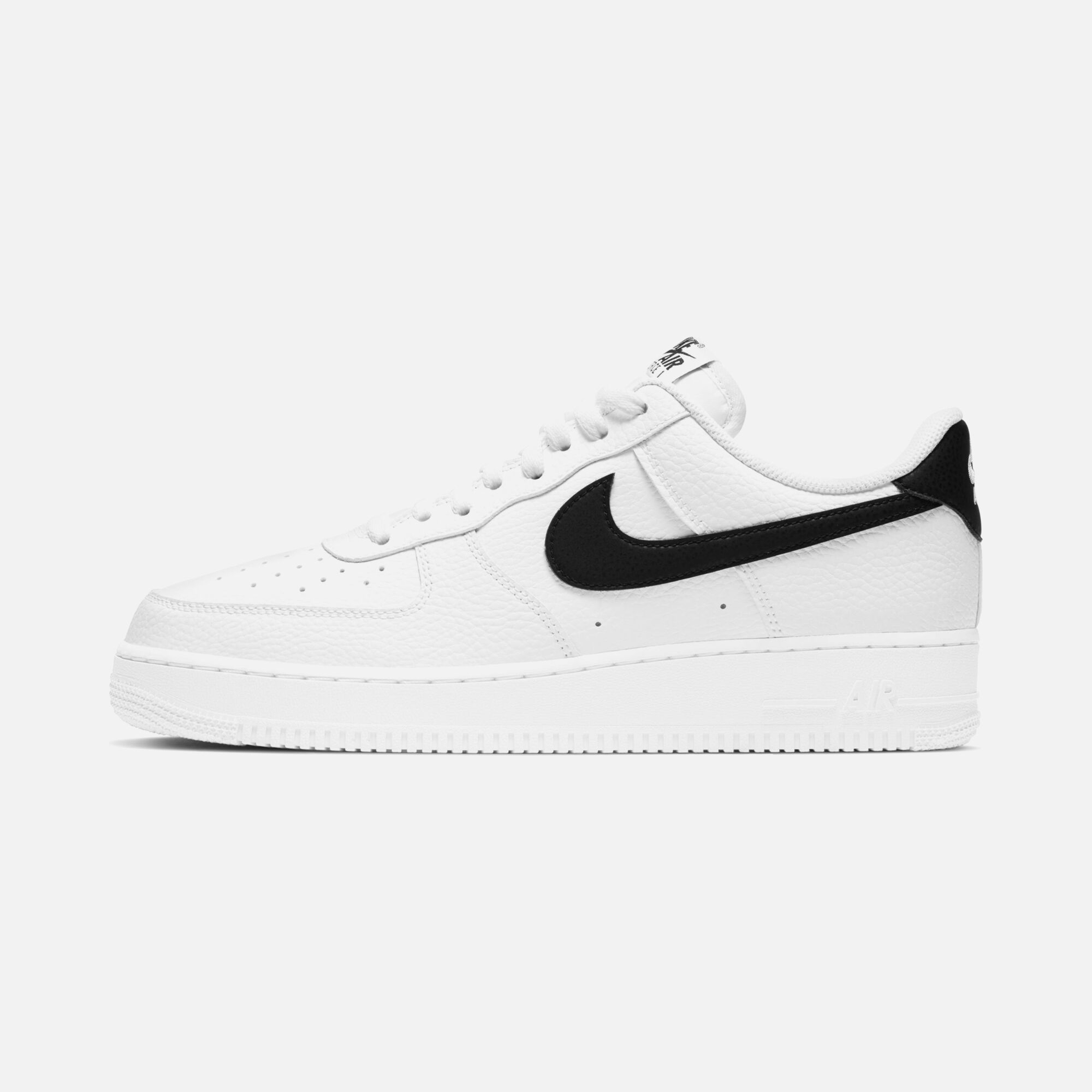 Nike Air Force 1 '07 Erkek Spor Ayakkabı