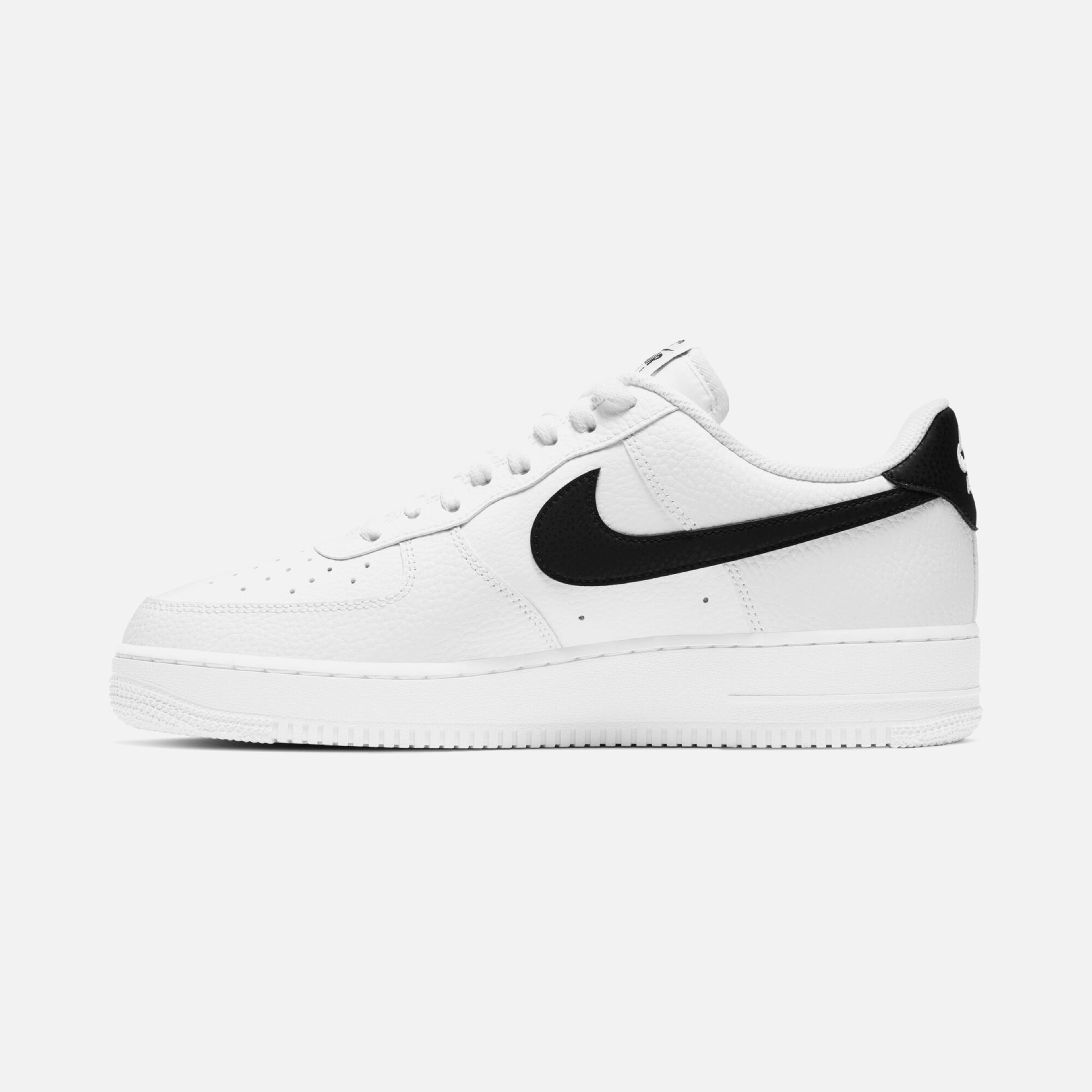Nike Air Force 1 '07 Erkek Spor Ayakkabı