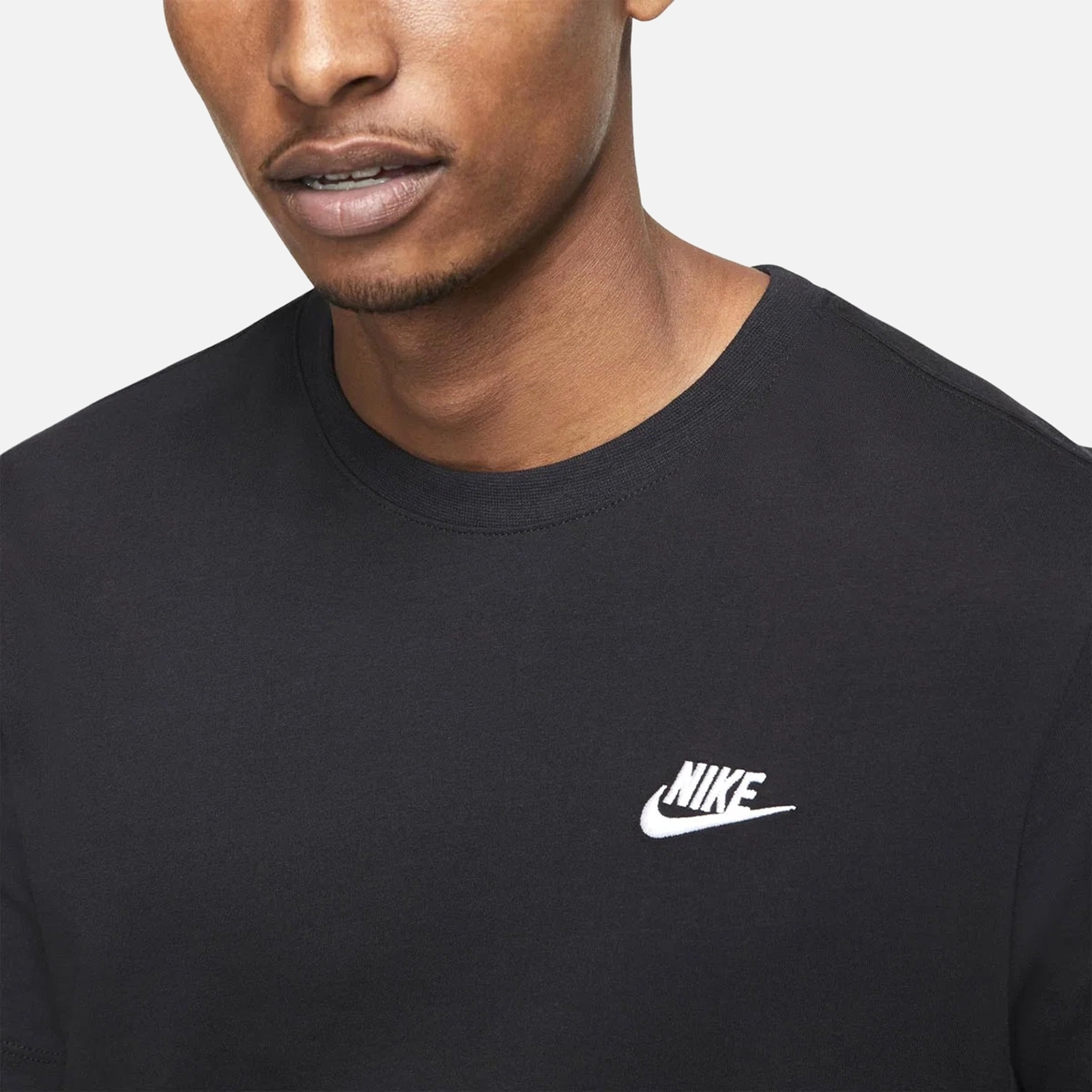 Nike Sportswear Club Erkek Tişört