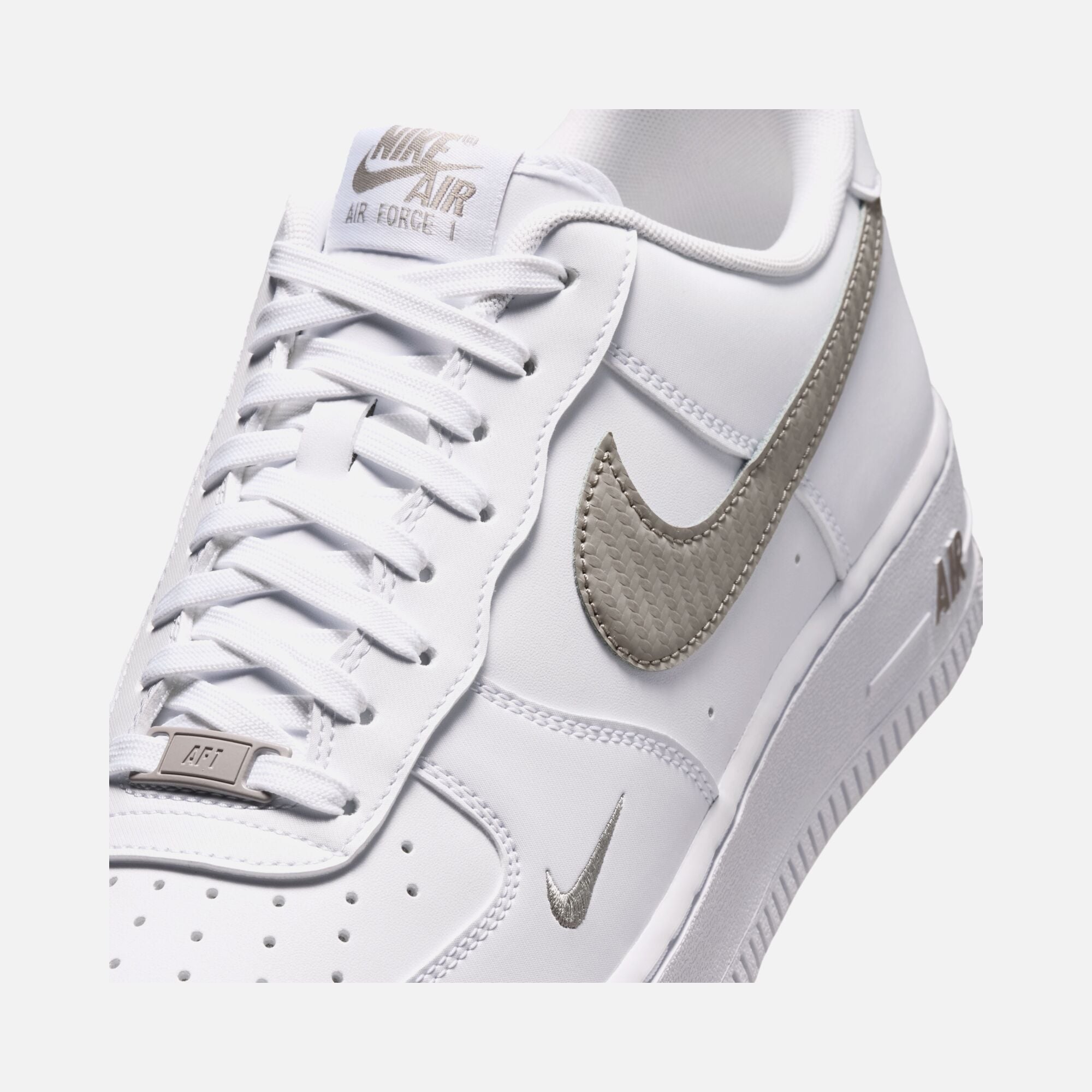 Nike Air Force 1 '07 Erkek Spor Ayakkabı