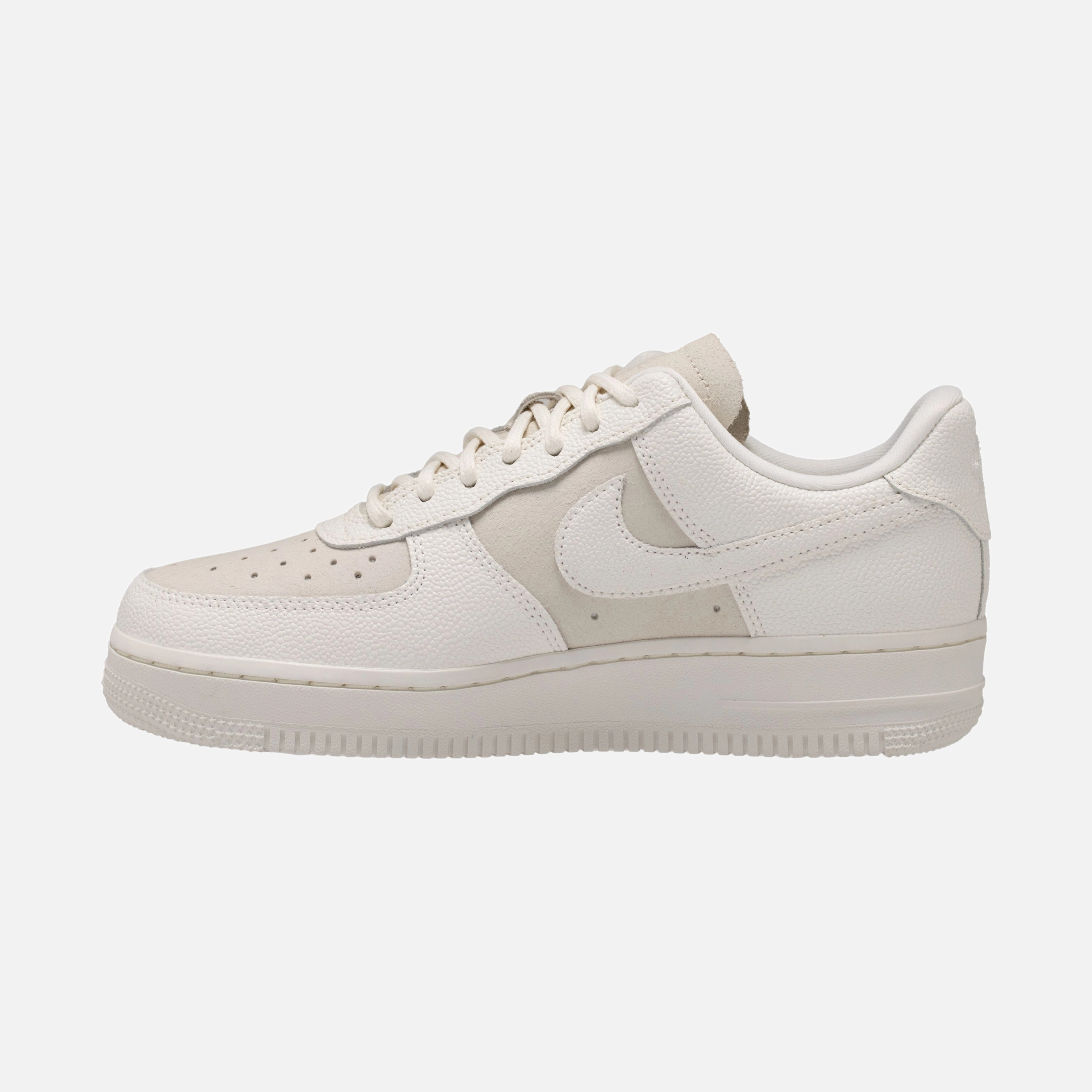 Nike Air Force 1 '07 SE Kadın Spor Ayakkabı