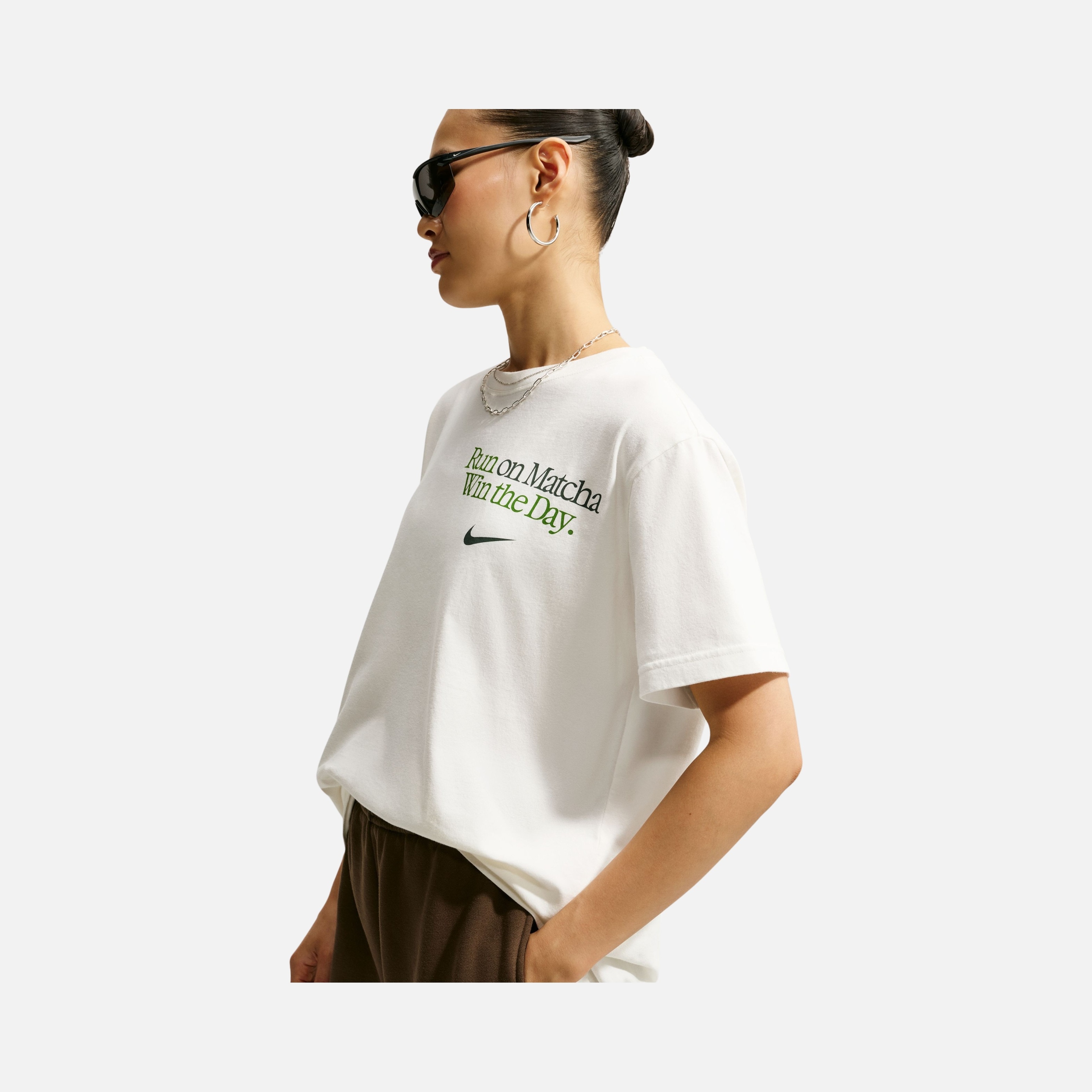 Nike Sportswear Classic Bf Matcha Kadın Tişört