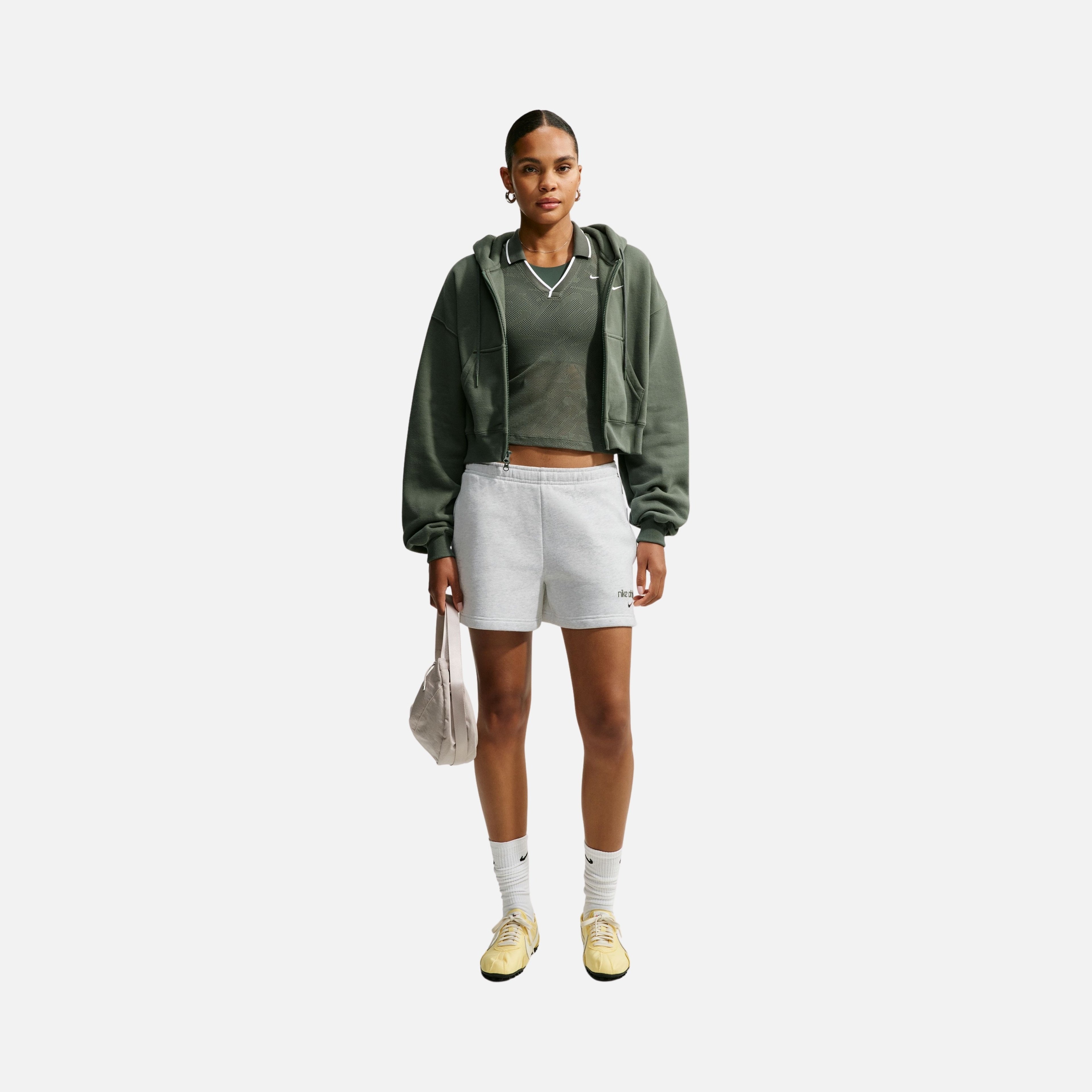 Nike Studio Fleece Medium Weight Mid-Rise Kadın Şort