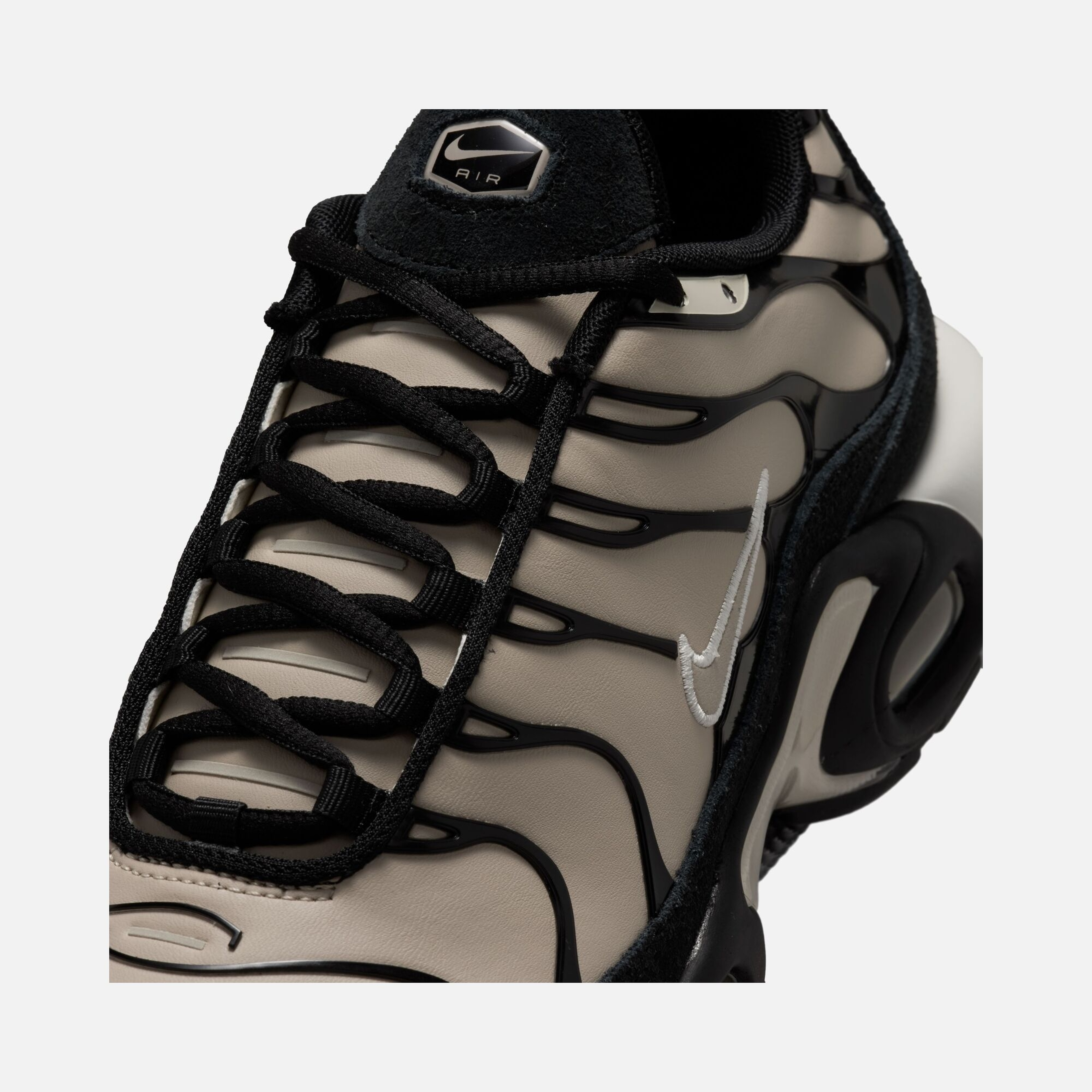 Nike Air Max Plus Suede Kadın Spor Ayakkabı
