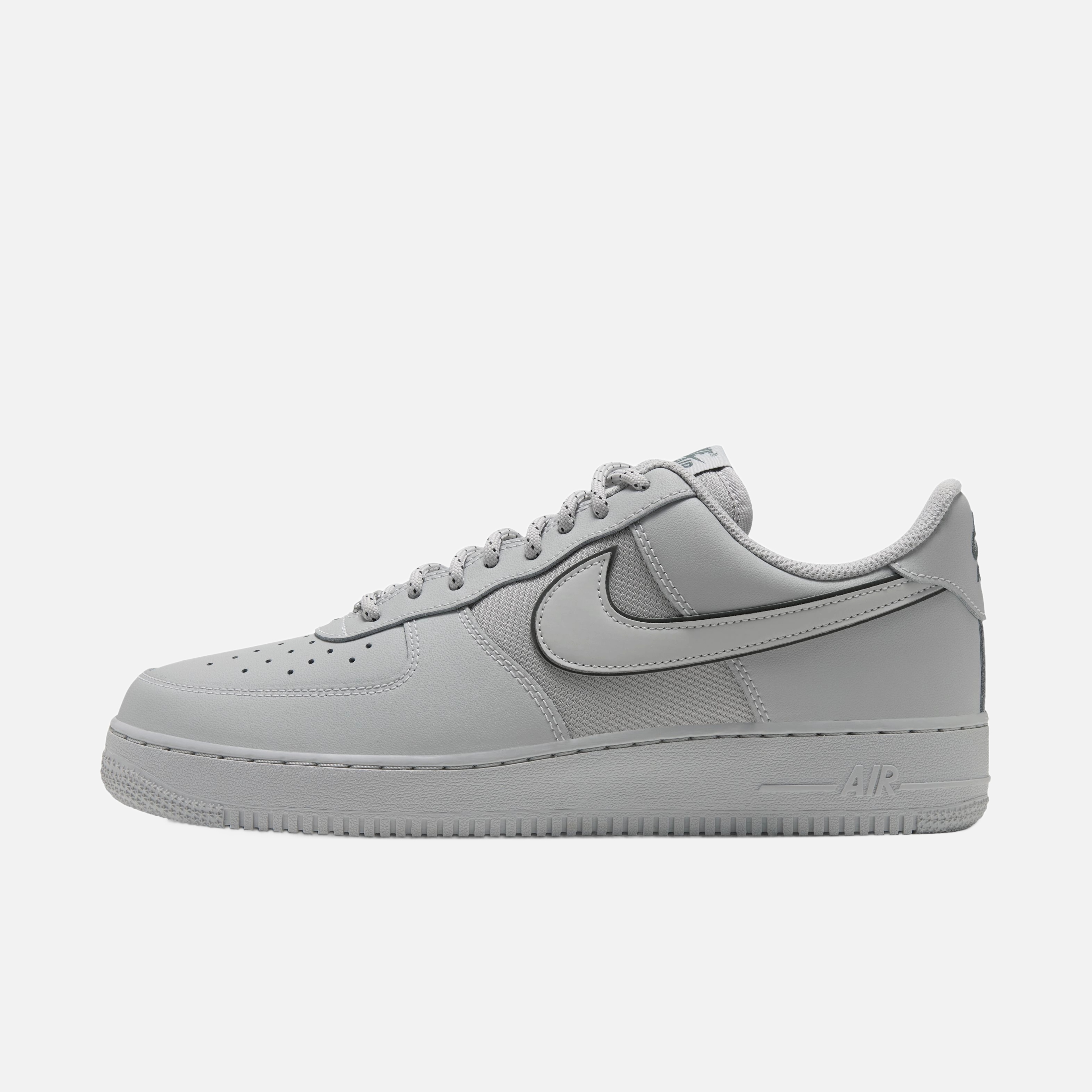 Nike Air Force 1 '07 Low LV8 Tech Erkek Spor Ayakkabı