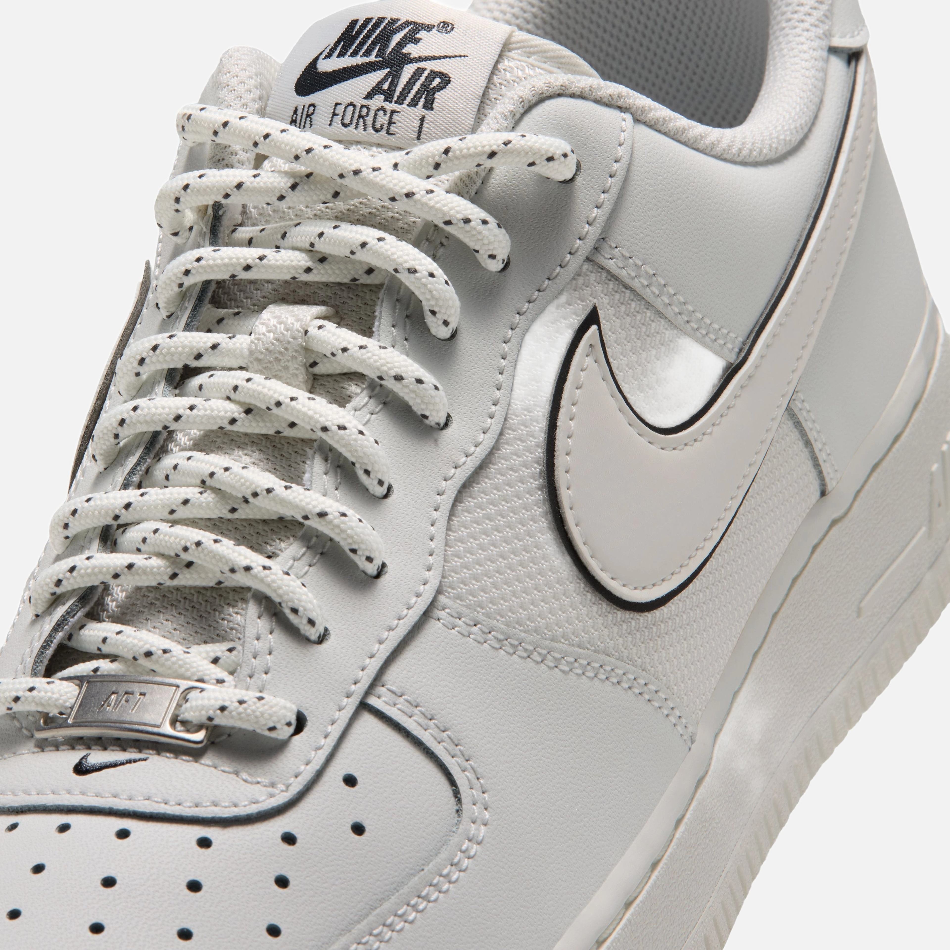 Nike Air Force 1 '07 Low LV8 Tech Erkek Spor Ayakkabı