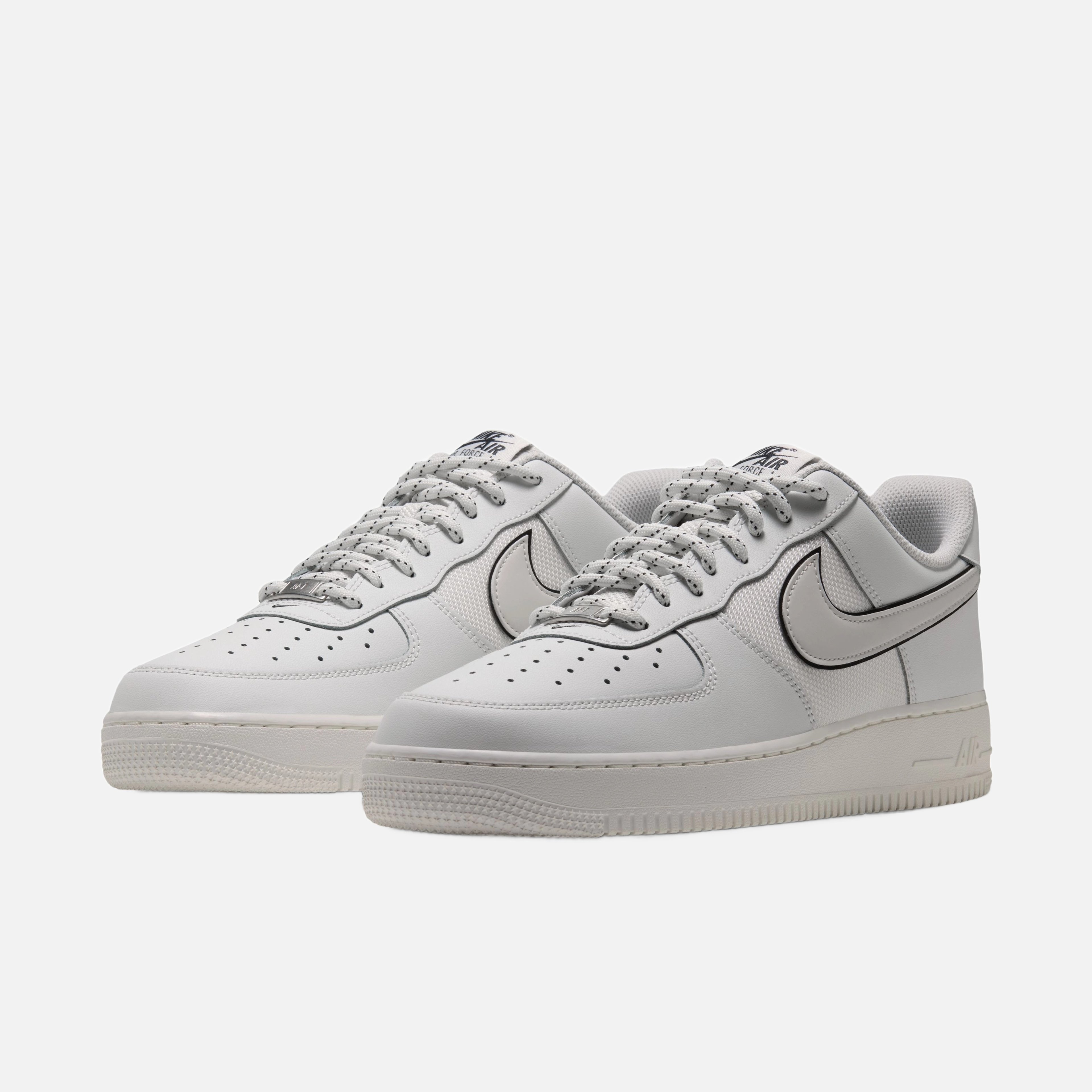 Nike Air Force 1 '07 Low LV8 Tech Erkek Spor Ayakkabı