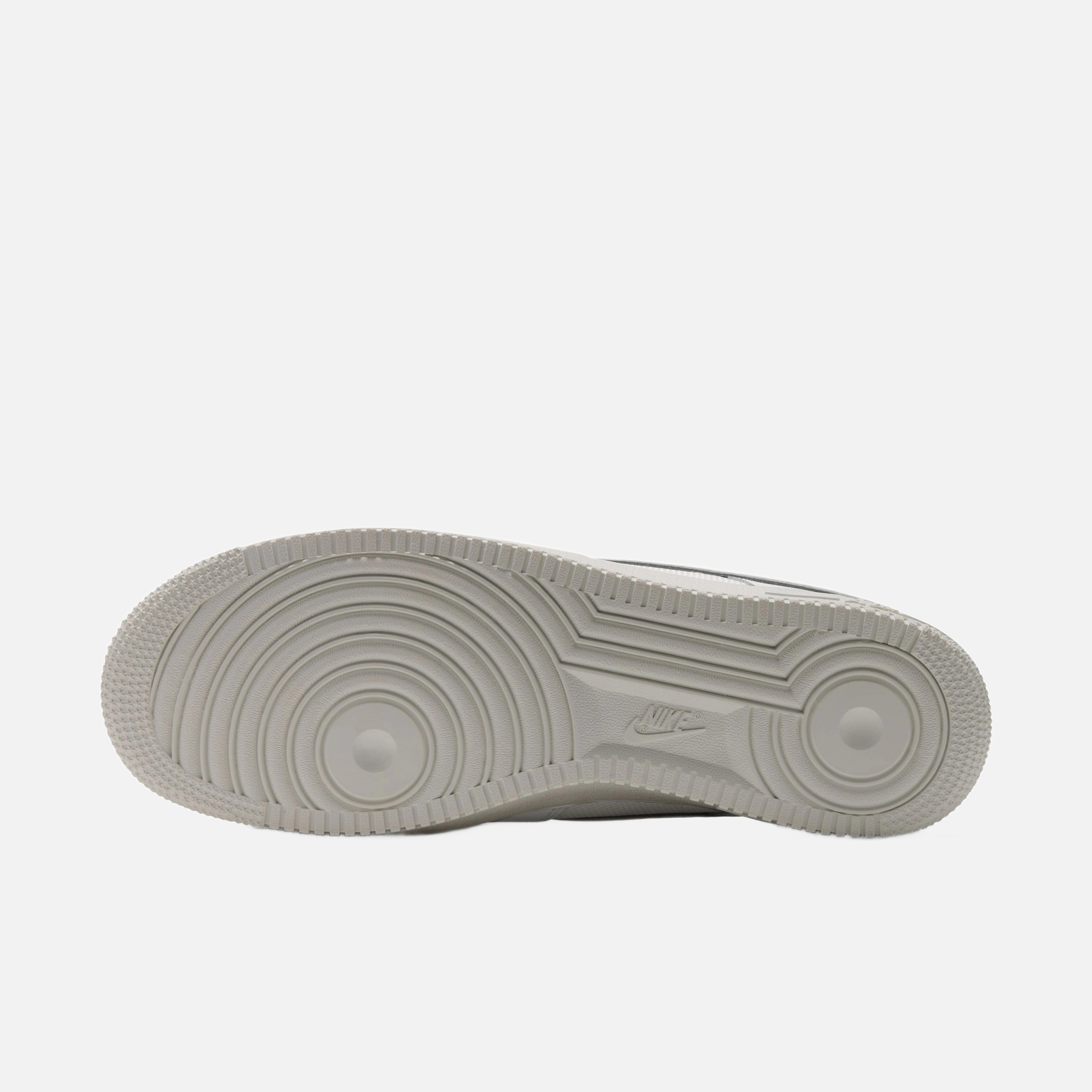 Nike Air Force 1 '07 Low LV8 Tech Erkek Spor Ayakkabı
