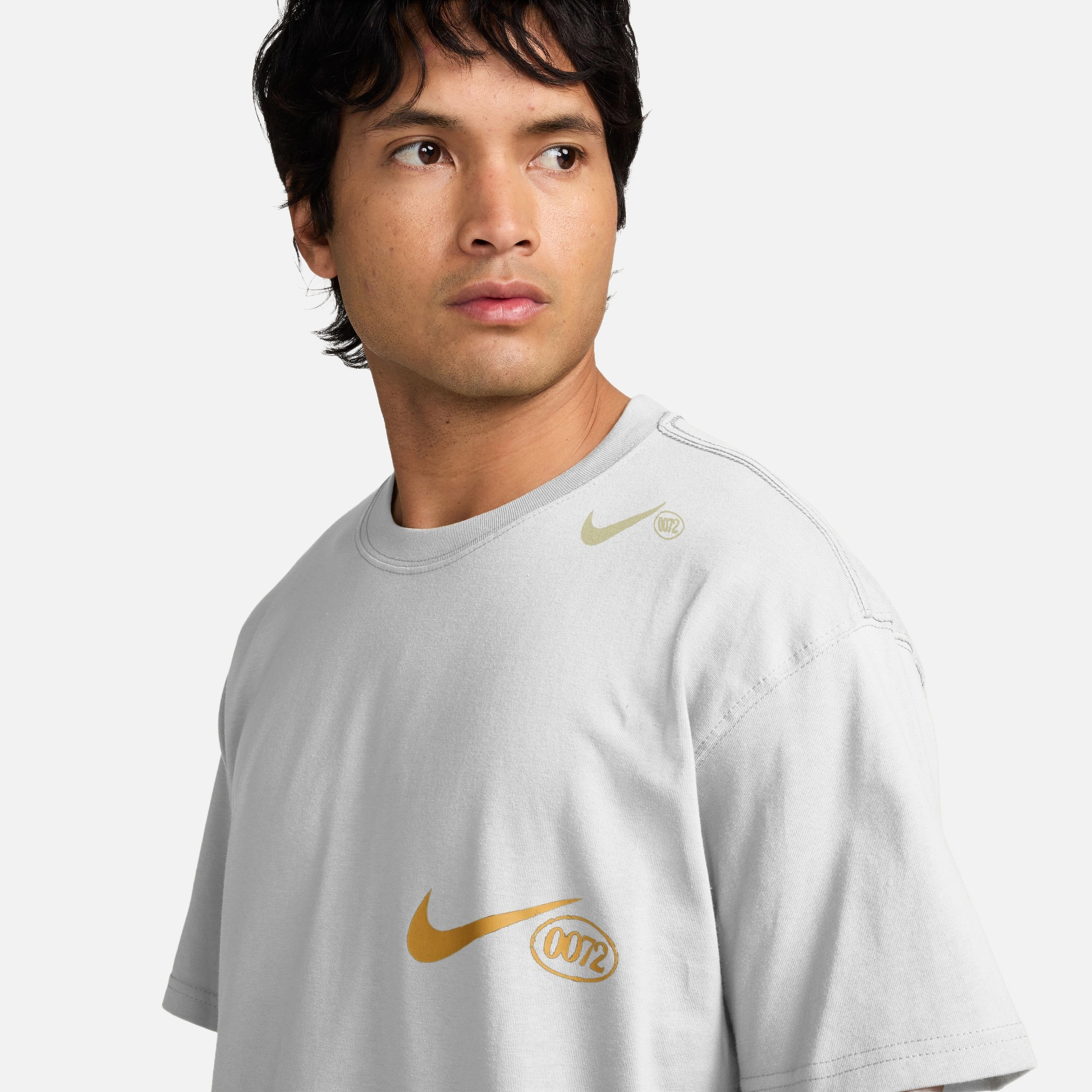 Nike Sportswear Loose Flowers Erkek Tişört