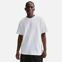 Nike Sportswear Premium Essential Erkek Tişört
