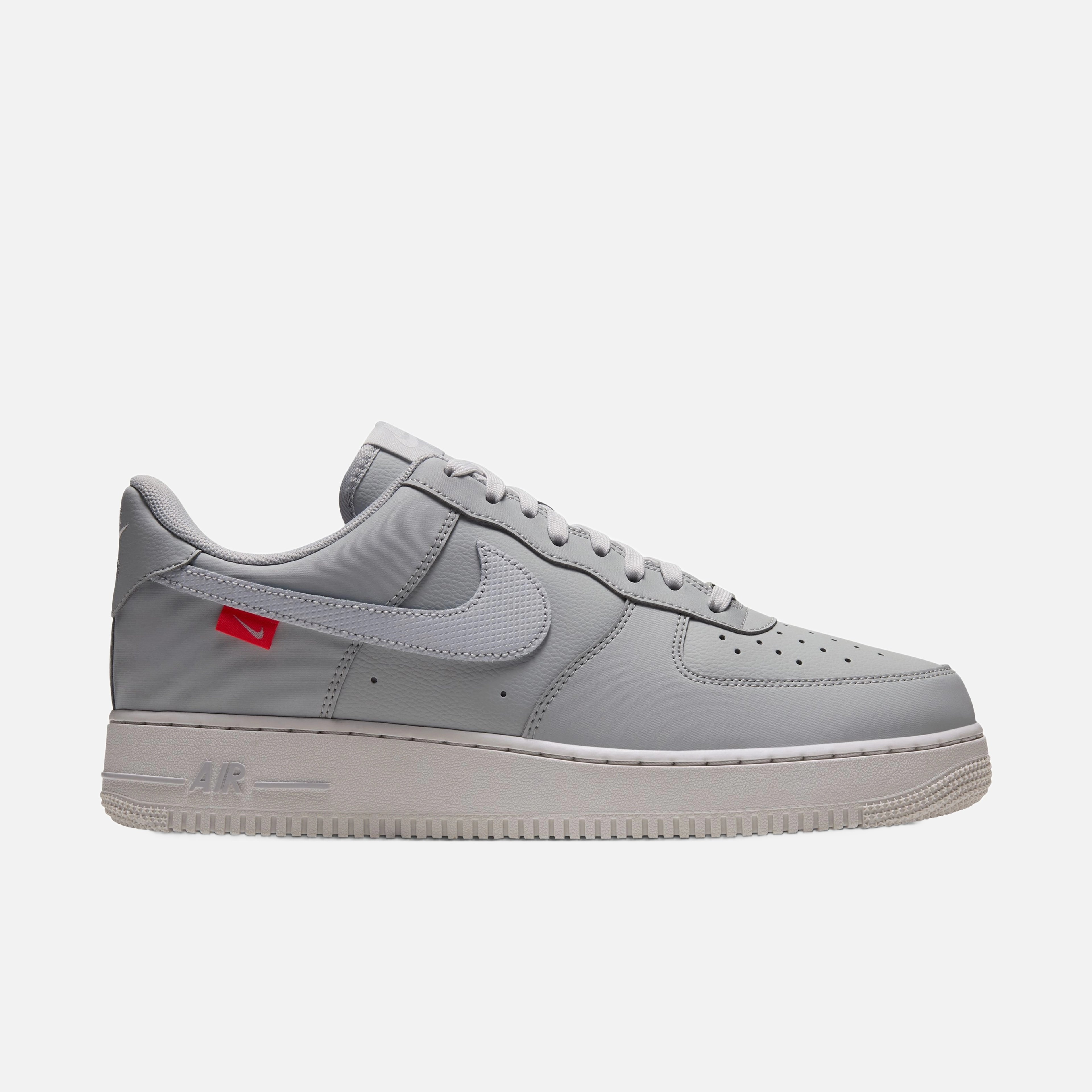 Nike Air Force 1 '07 Tech Essential Erkek Spor Ayakkabı