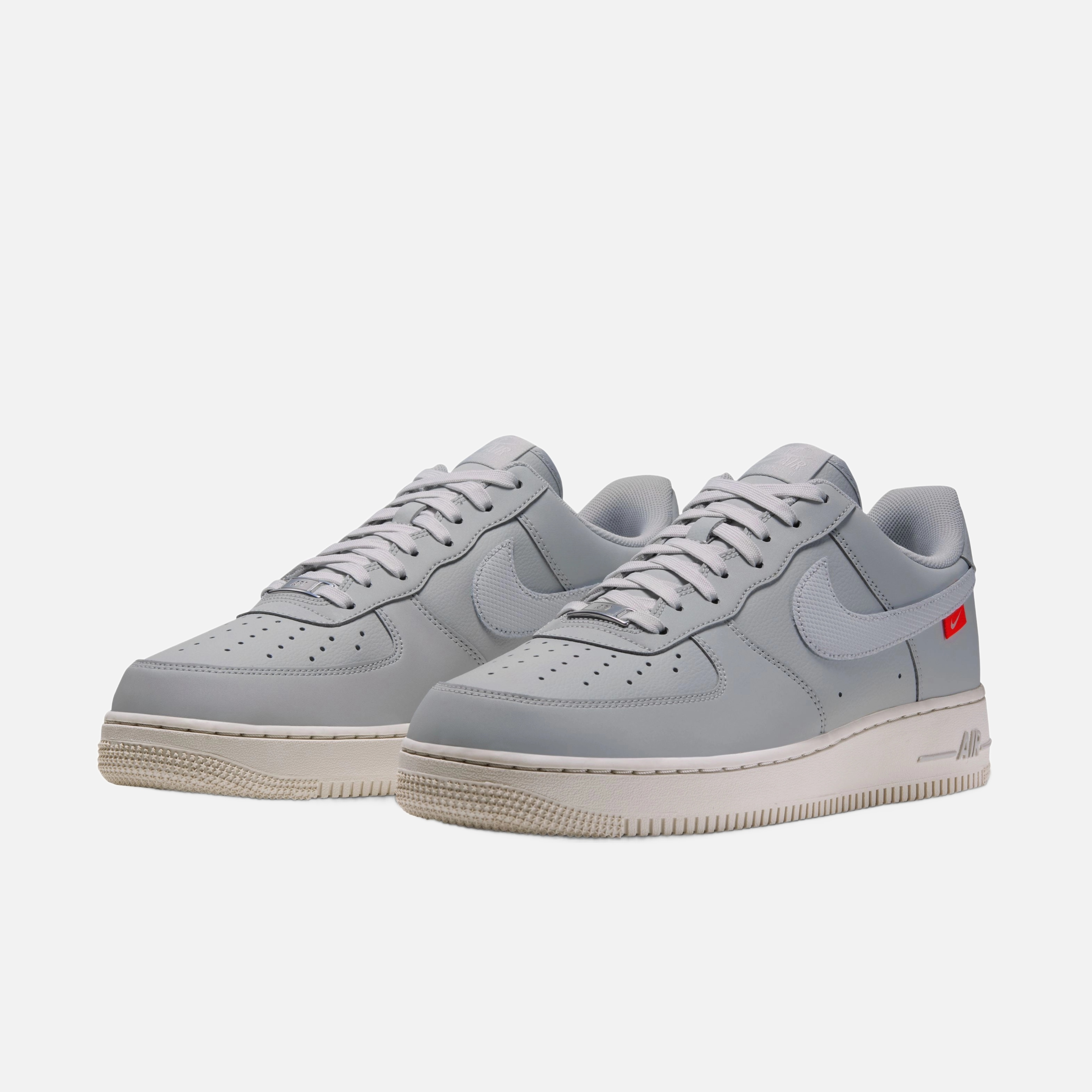 Nike Air Force 1 '07 Tech Essential Erkek Spor Ayakkabı