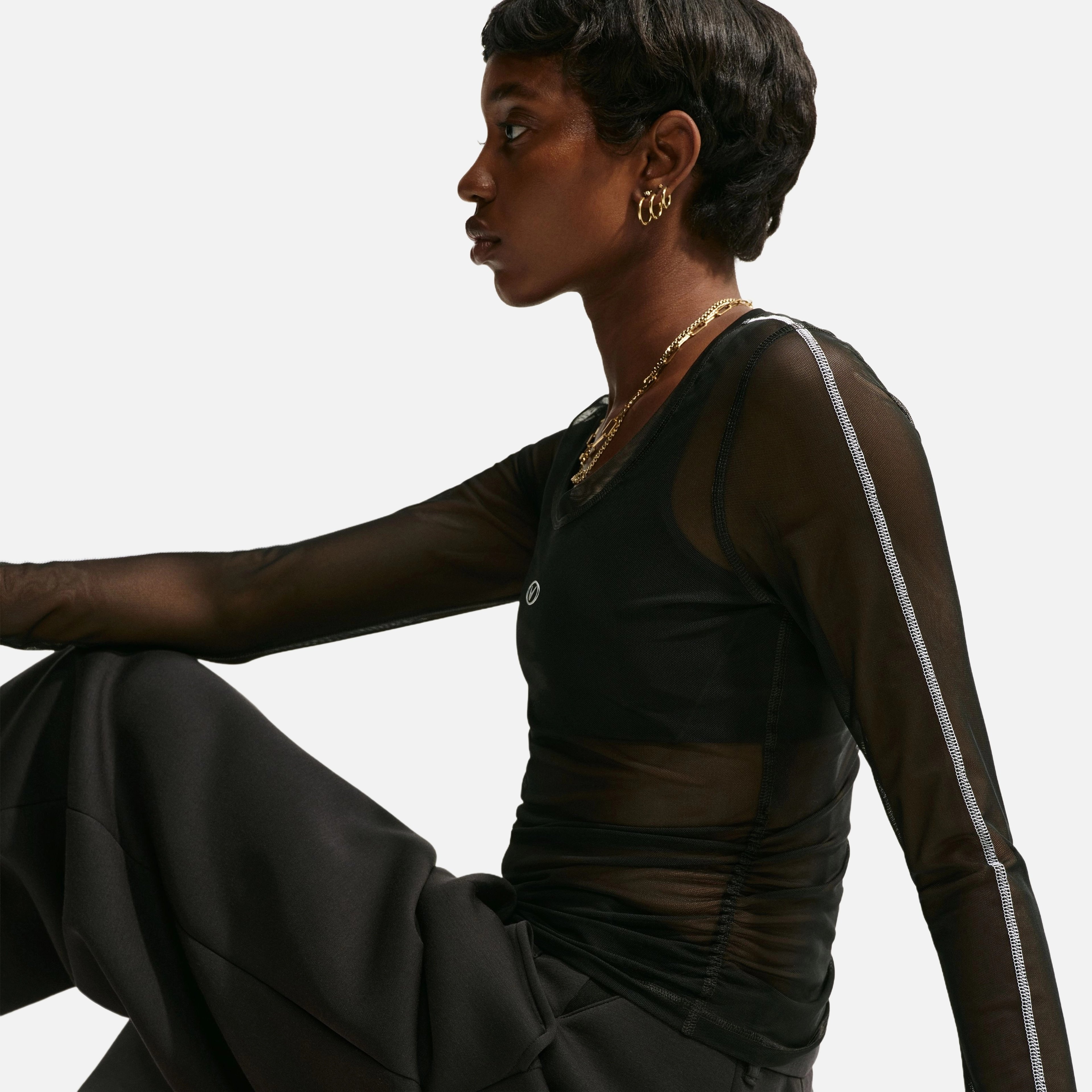 Nike Street Sheer Long-Sleeve Kadın Tişört
