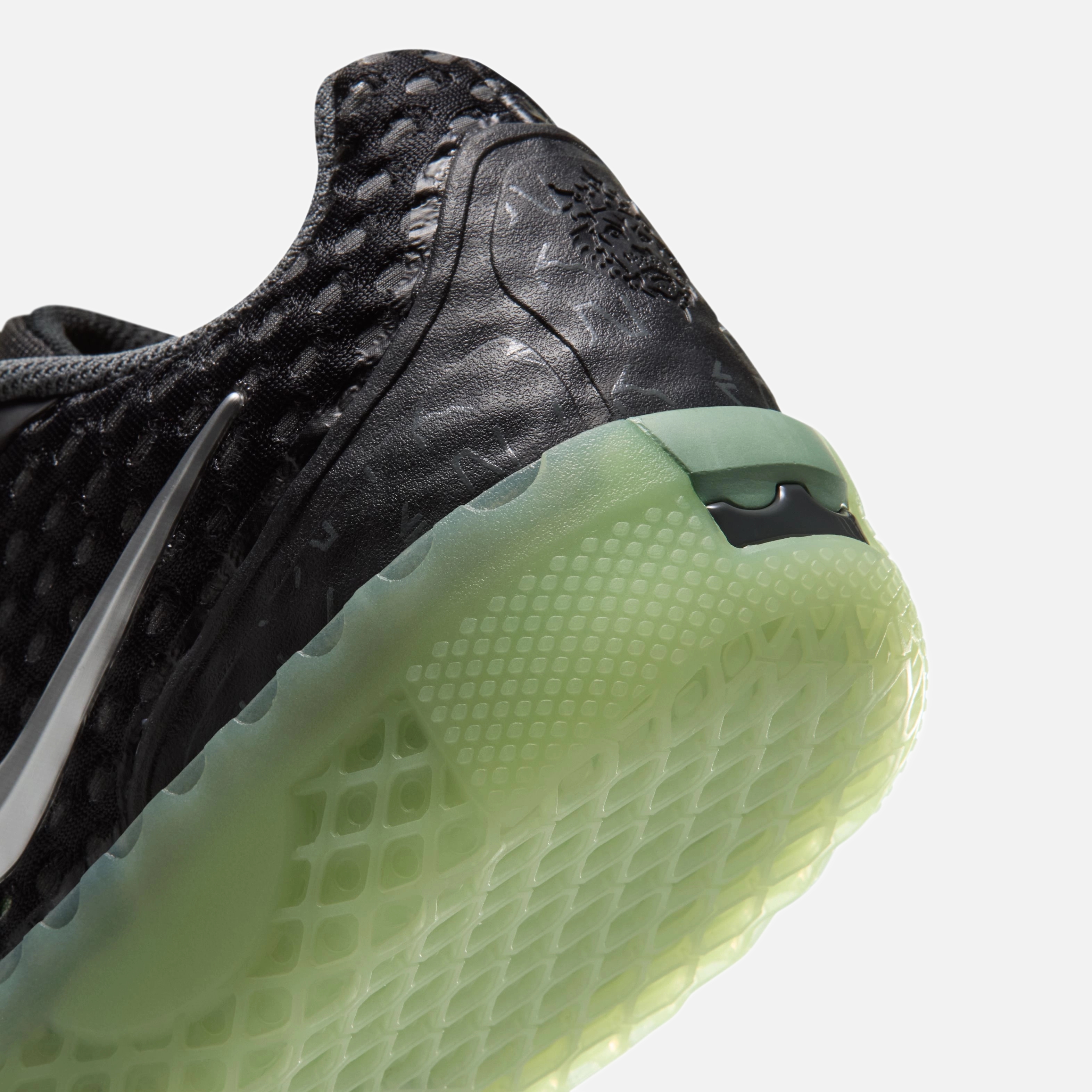Nike Lebron Witness X KC (Gs) Çocuk Basketbol Ayakkabısı