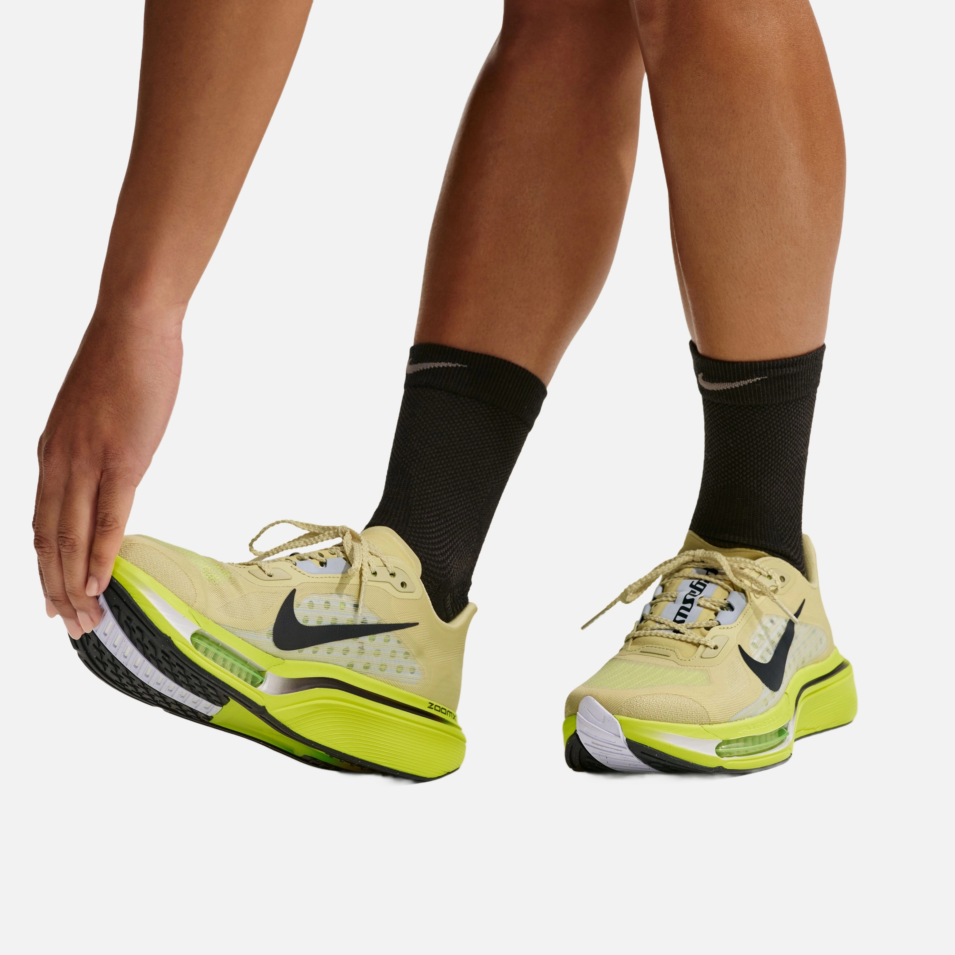 Nike Pegasus Plus 2 Kadın Koşu Ayakkabısı