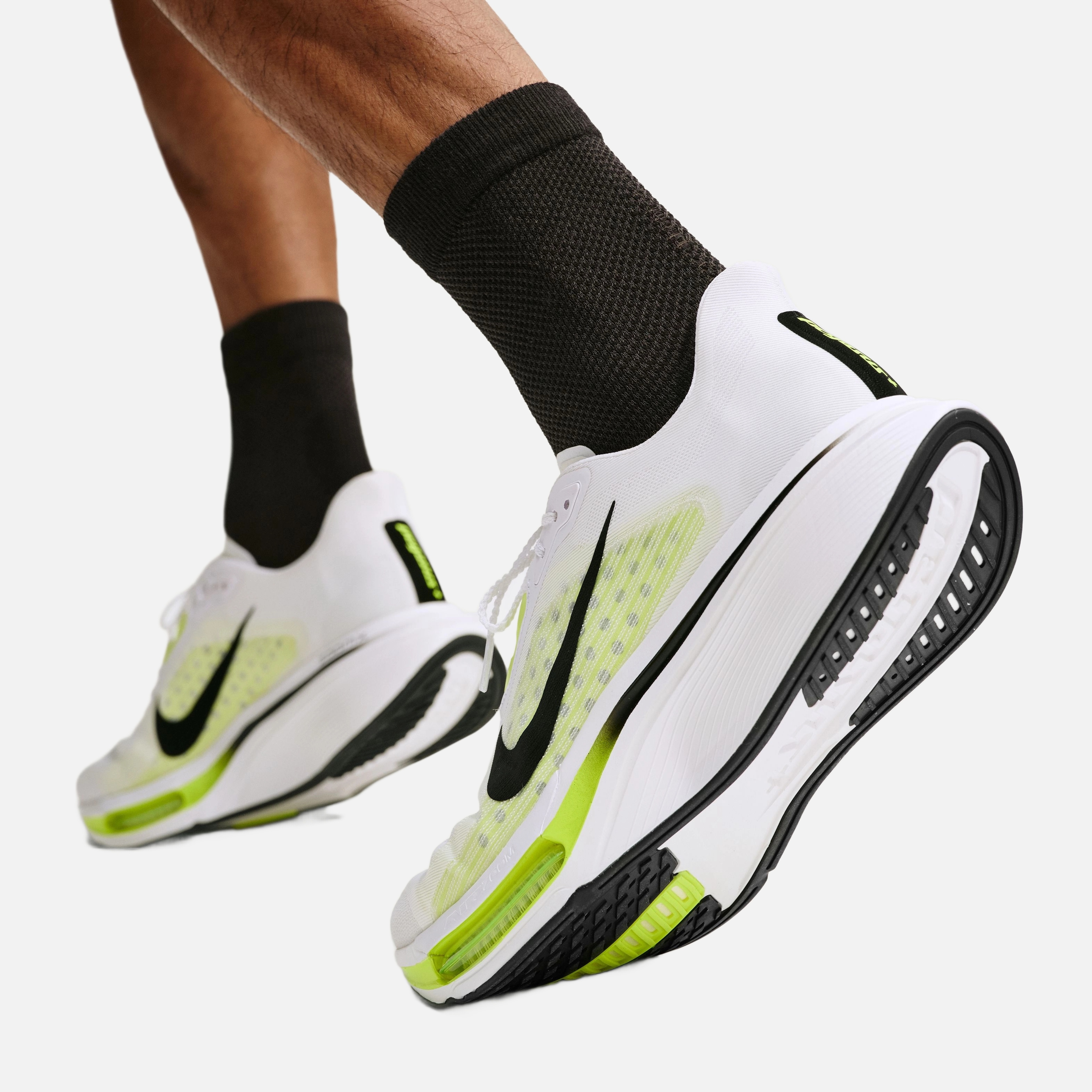 Nike Pegasus Plus 2 Erkek Koşu Ayakkabısı
