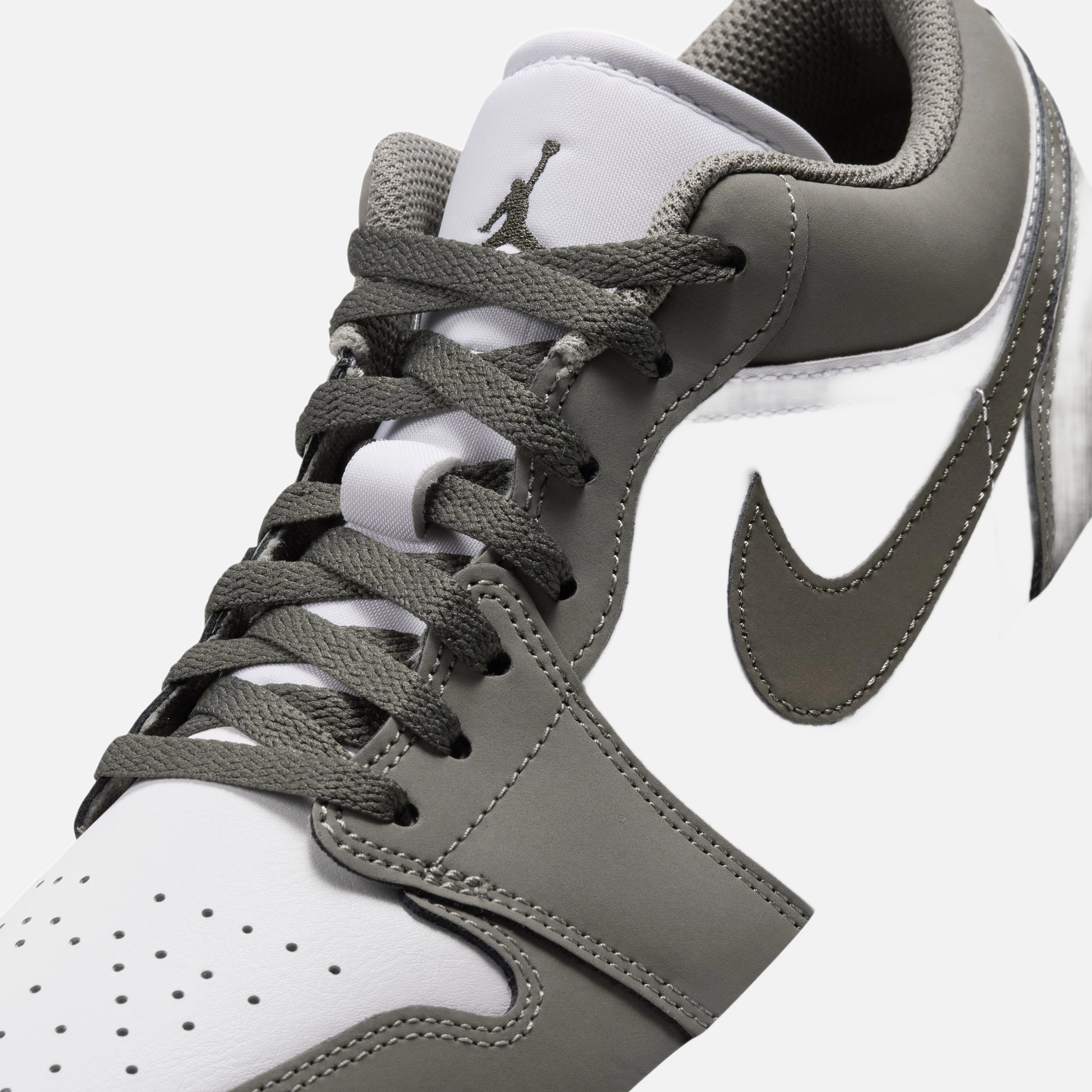 Nike Air Jordan 1 Low FA26 Erkek Spor Ayakkabı