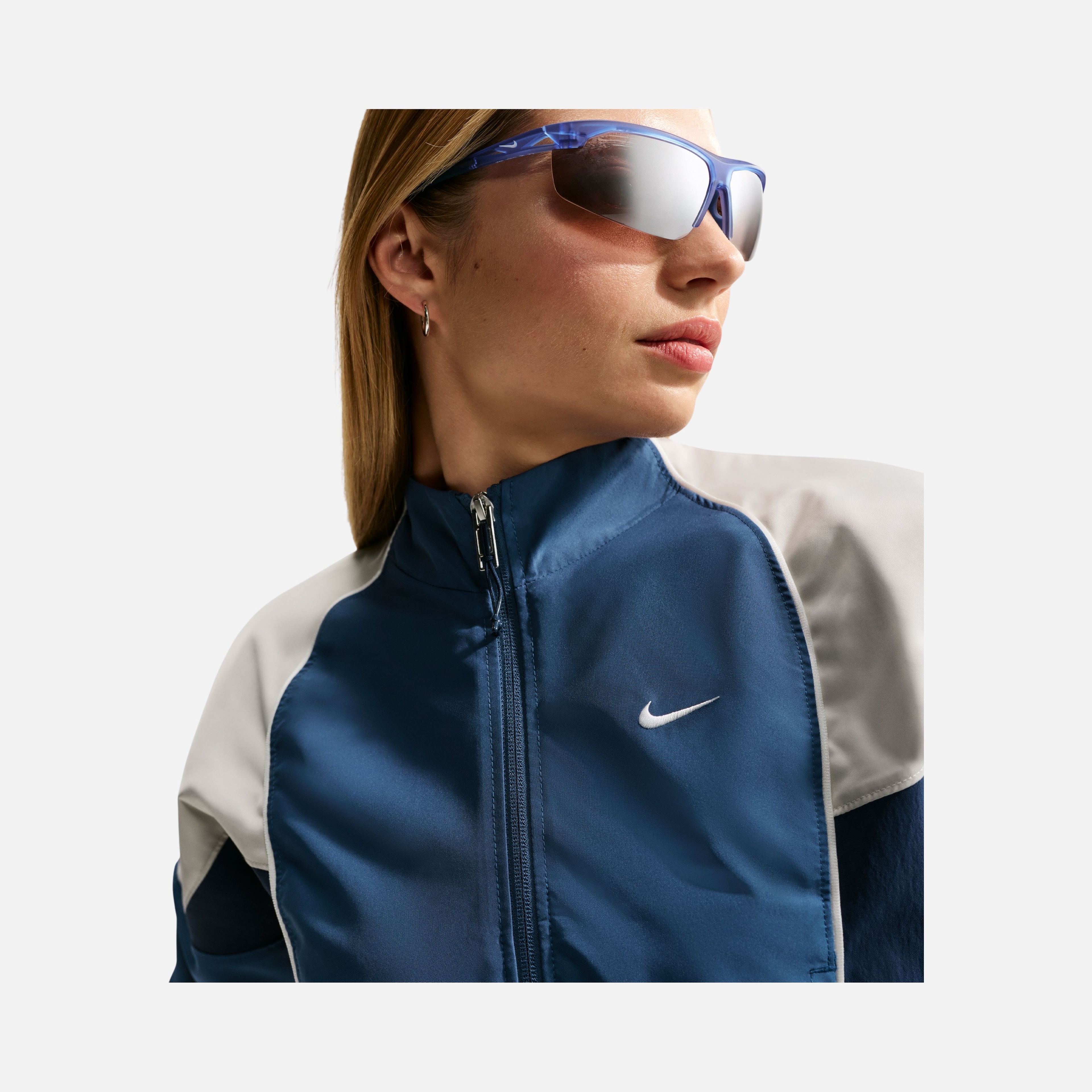 Nike Shrunken Track Mod Kadın Ceket