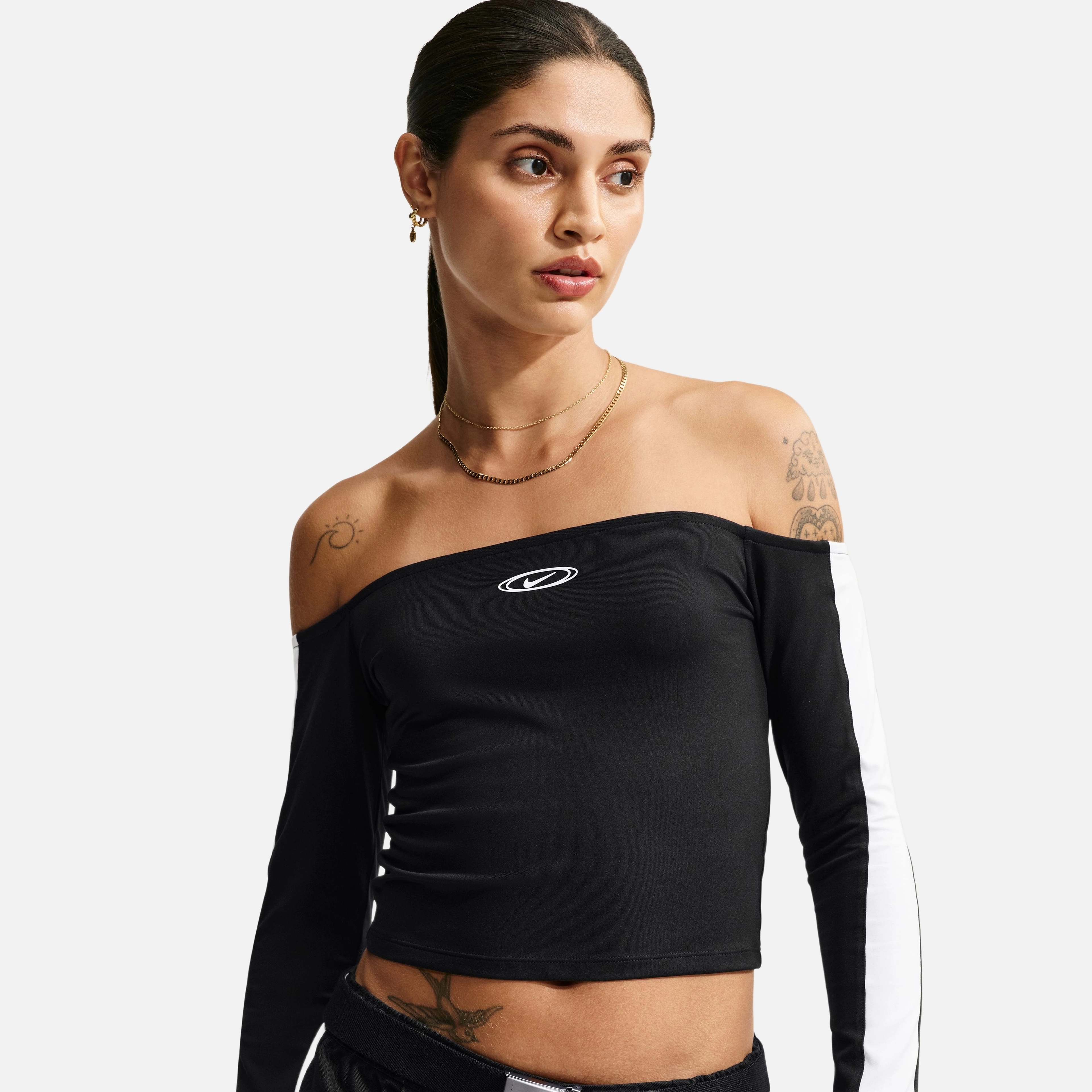 Nike Street Exps Off-Shoulder Kadın Tişört